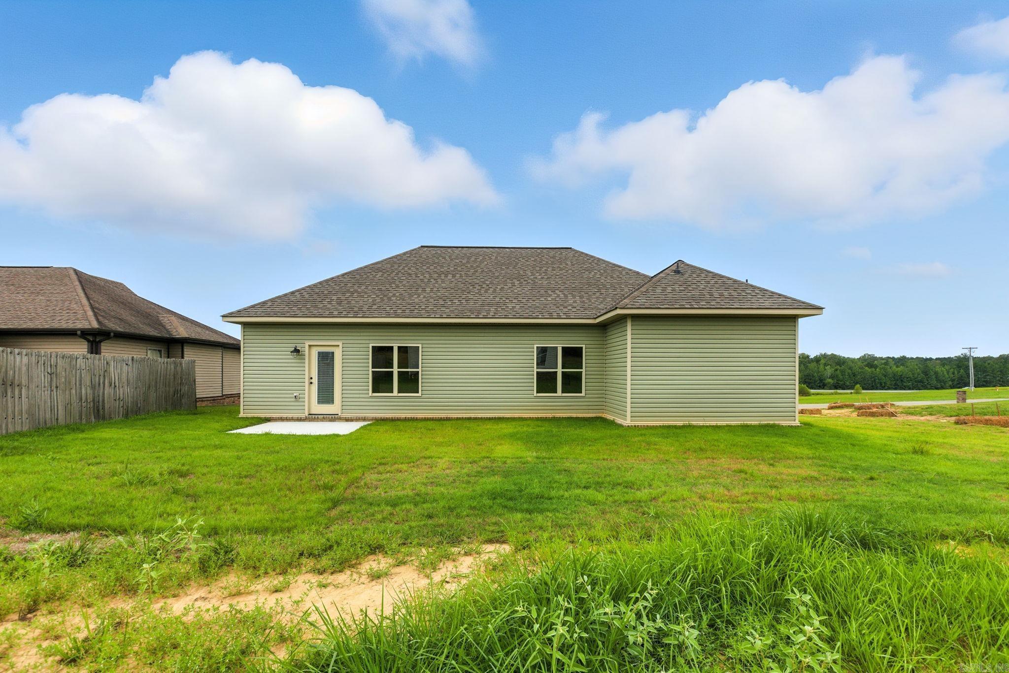 DEER CREEK SPRINGS - Residential