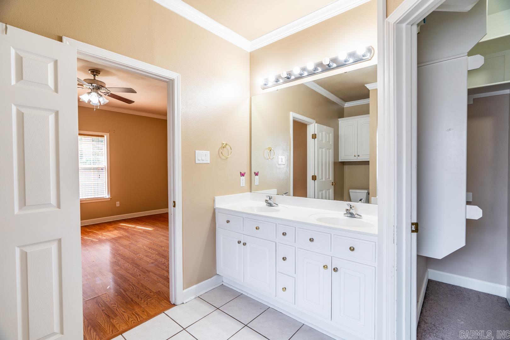 COLLENWOOD - Residential