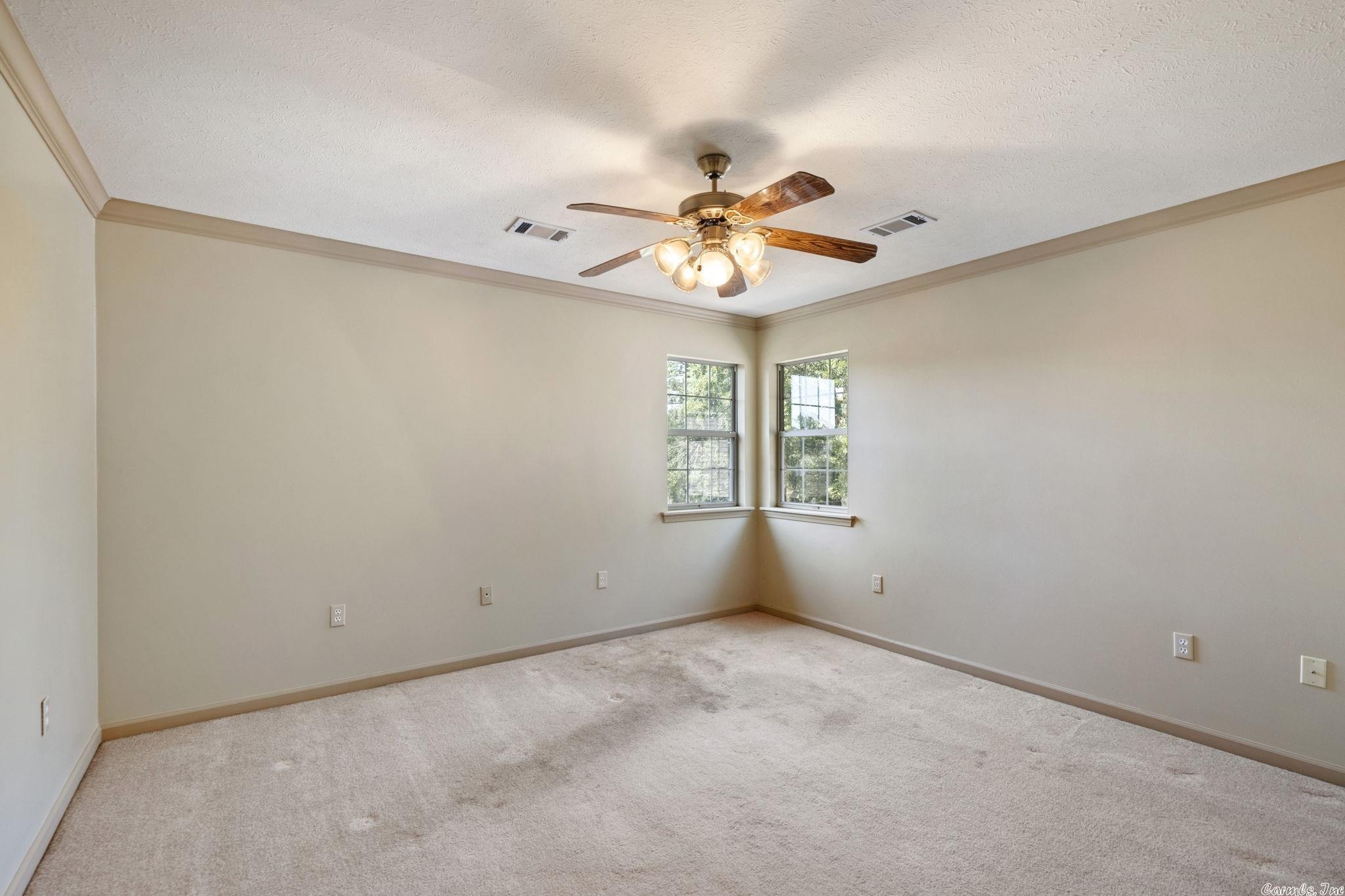 ROLLING MEADOWS (UNREC) - Residential