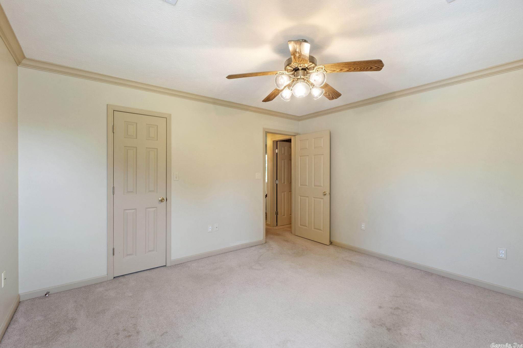 ROLLING MEADOWS (UNREC) - Residential