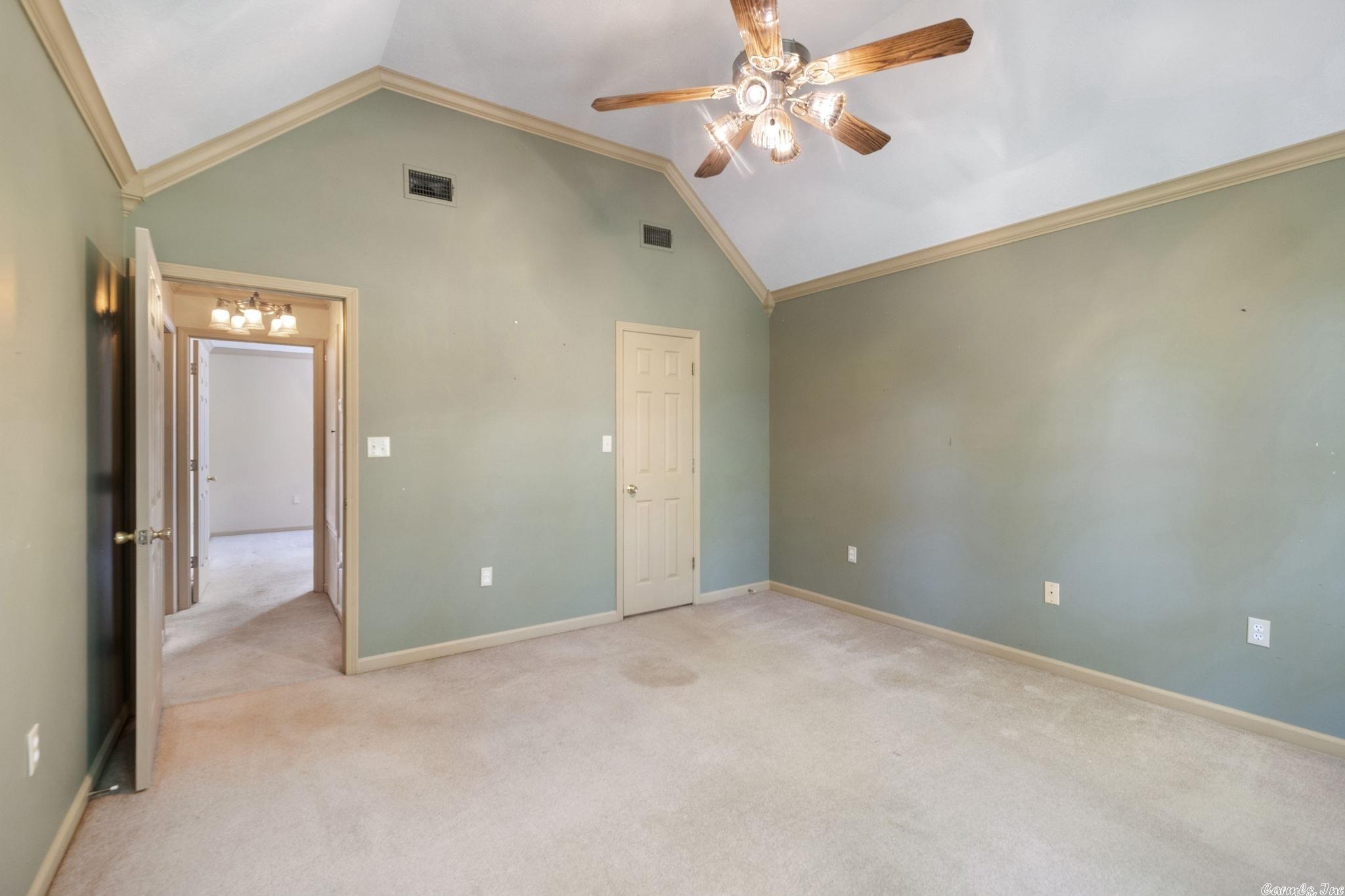 ROLLING MEADOWS (UNREC) - Residential