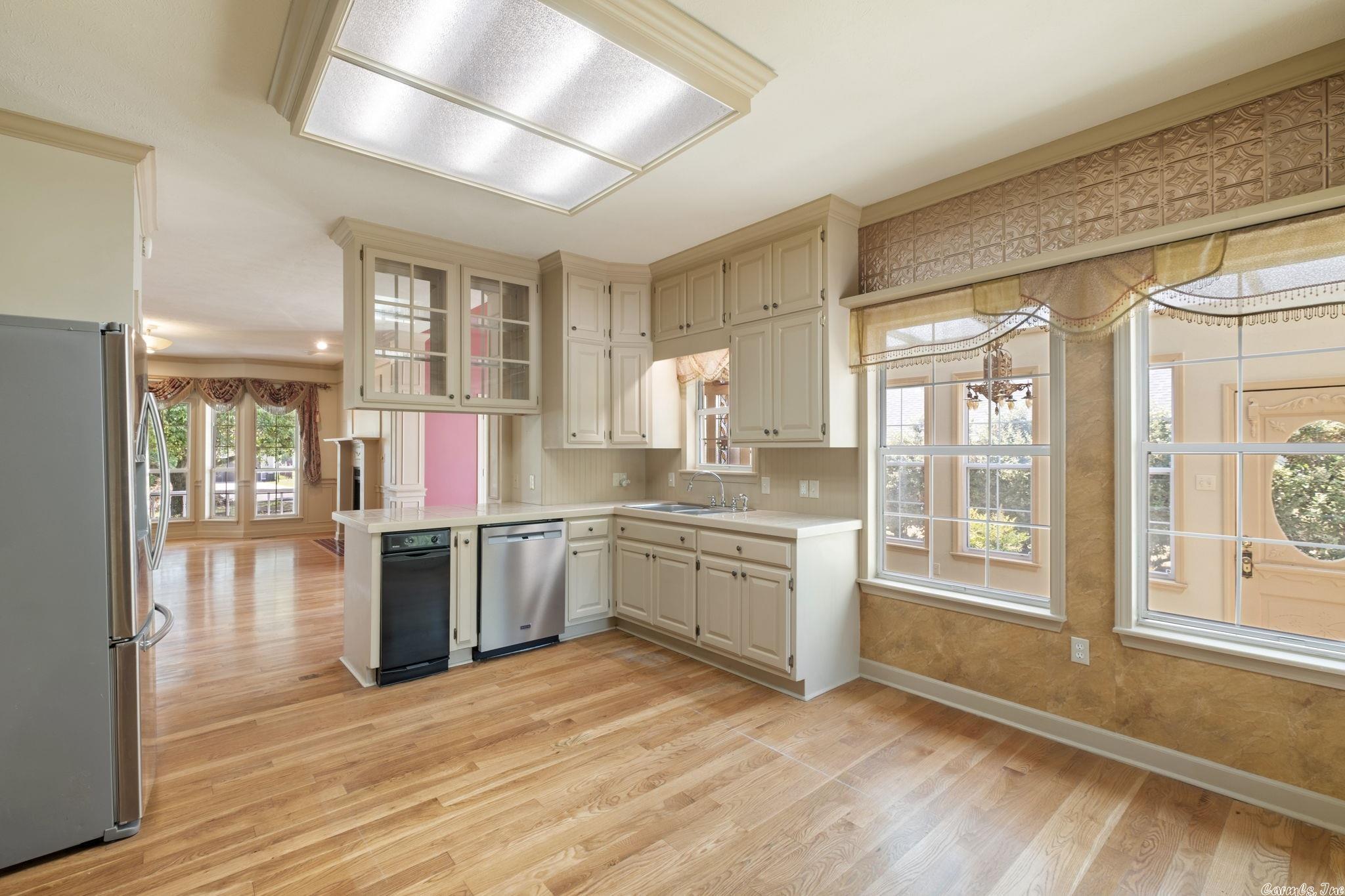 ROLLING MEADOWS (UNREC) - Residential