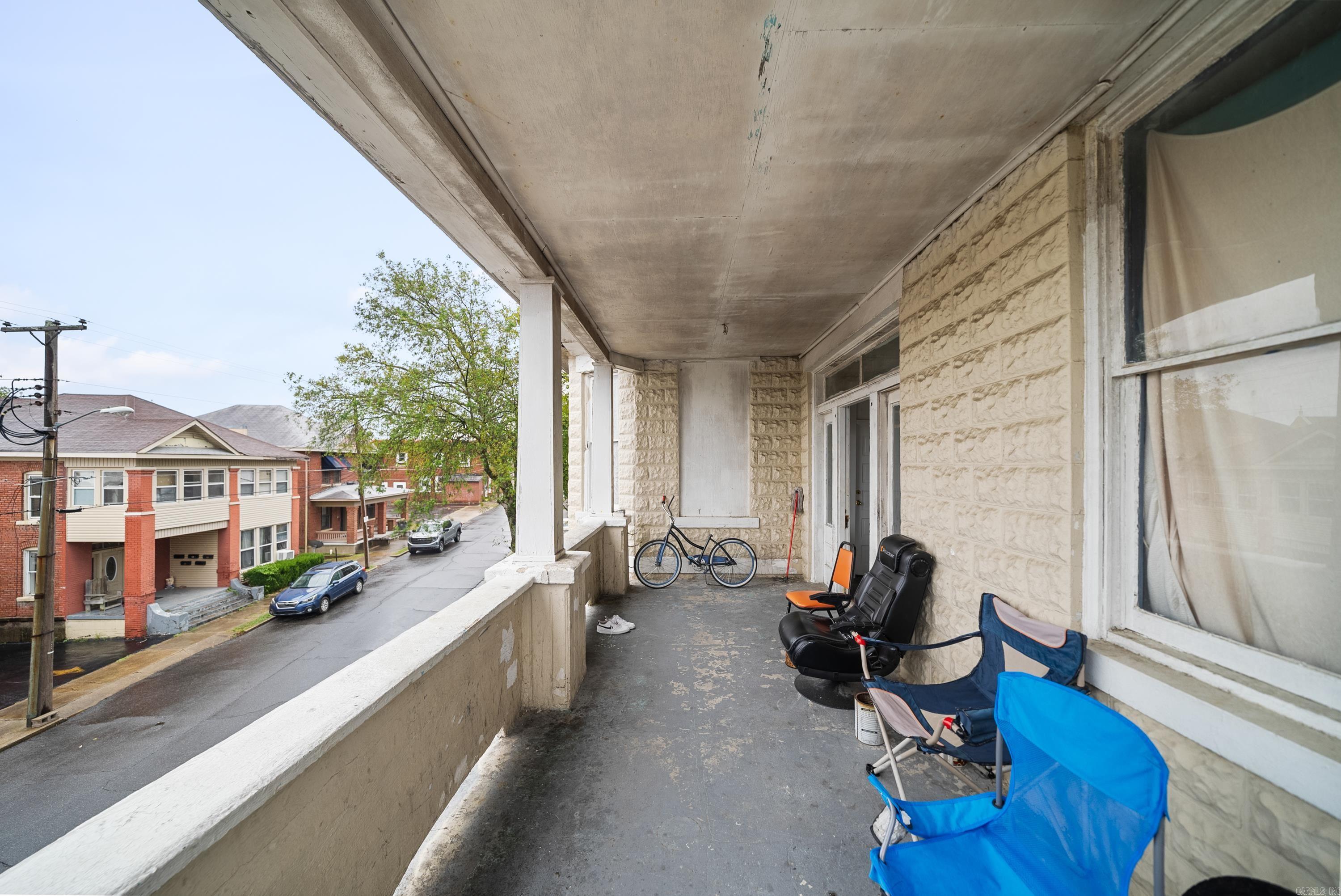 HSR BLK - Residential Income