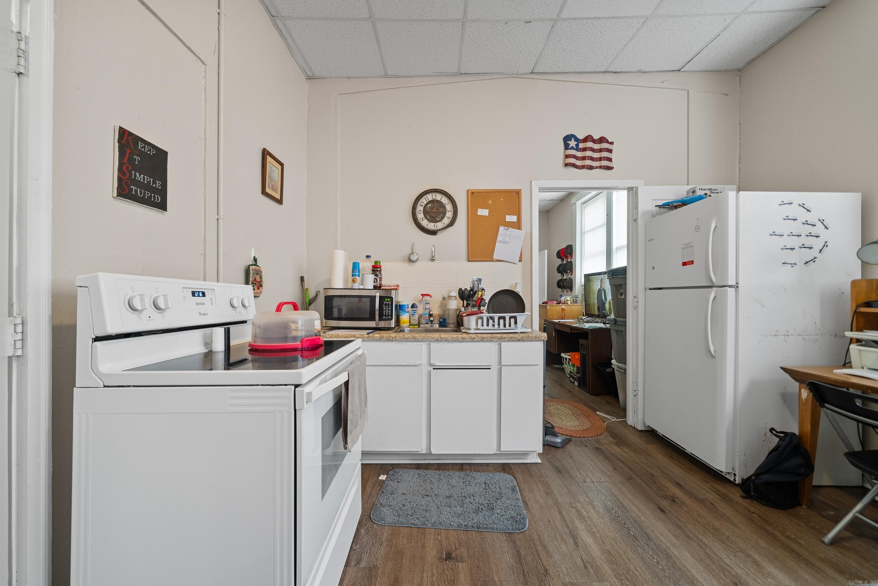 HSR BLK - Residential Income