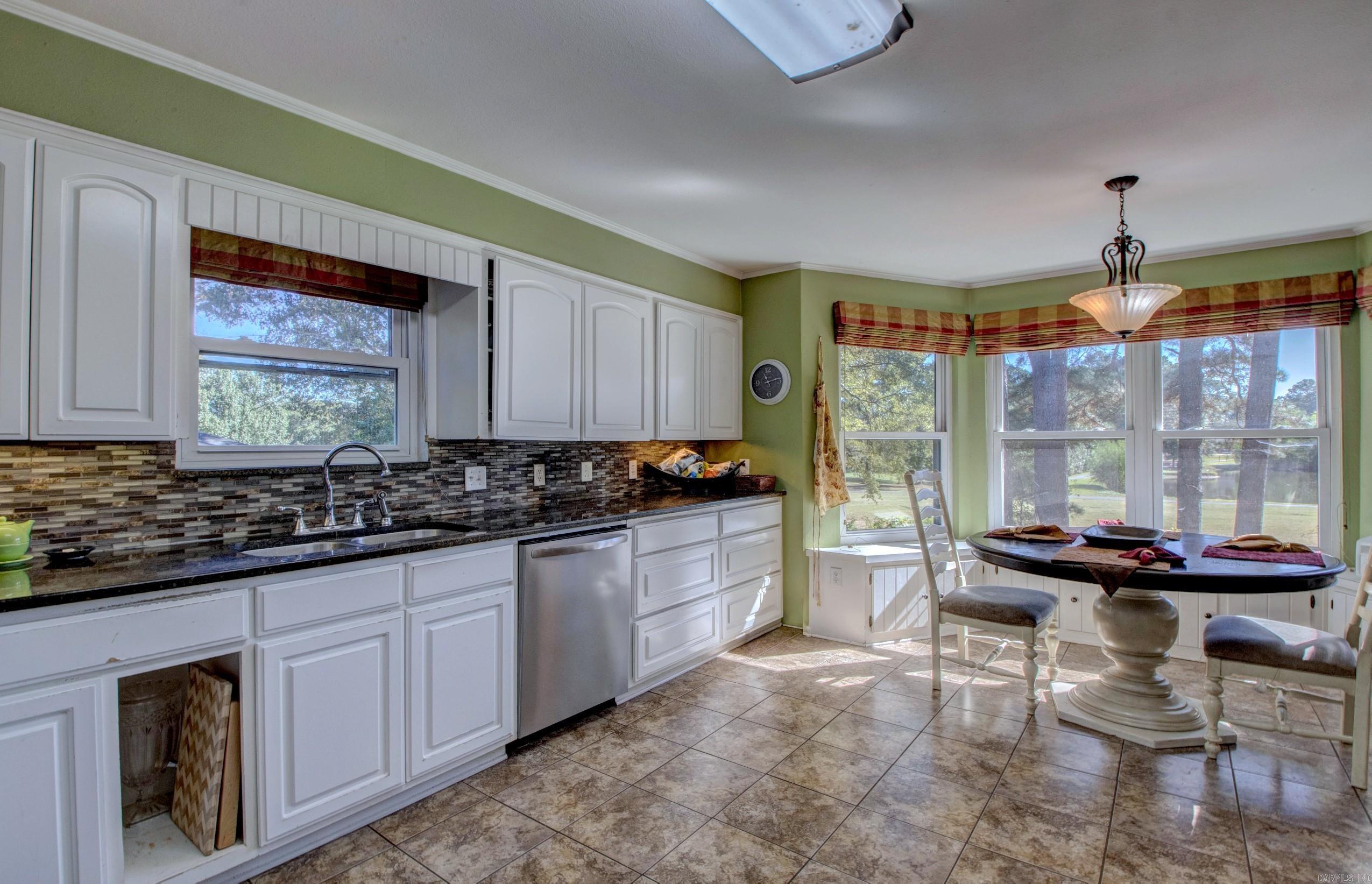 FOXWOOD J - Residential