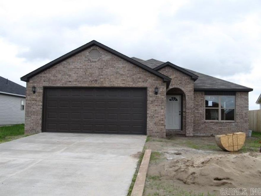 Faulkner Crossing is a growing community with a lot of appeal.  You are within 15 minutes from downtown Little Rock, North Little Rock & Jacksonville, minutes from shopping & restaurants.  BUILDER PROMO:  Contact List Agent for Current Builder Promo!  ** SEE AGENT CONFIDENTIAL REMARKS FOR ADDITIONAL INFO. **