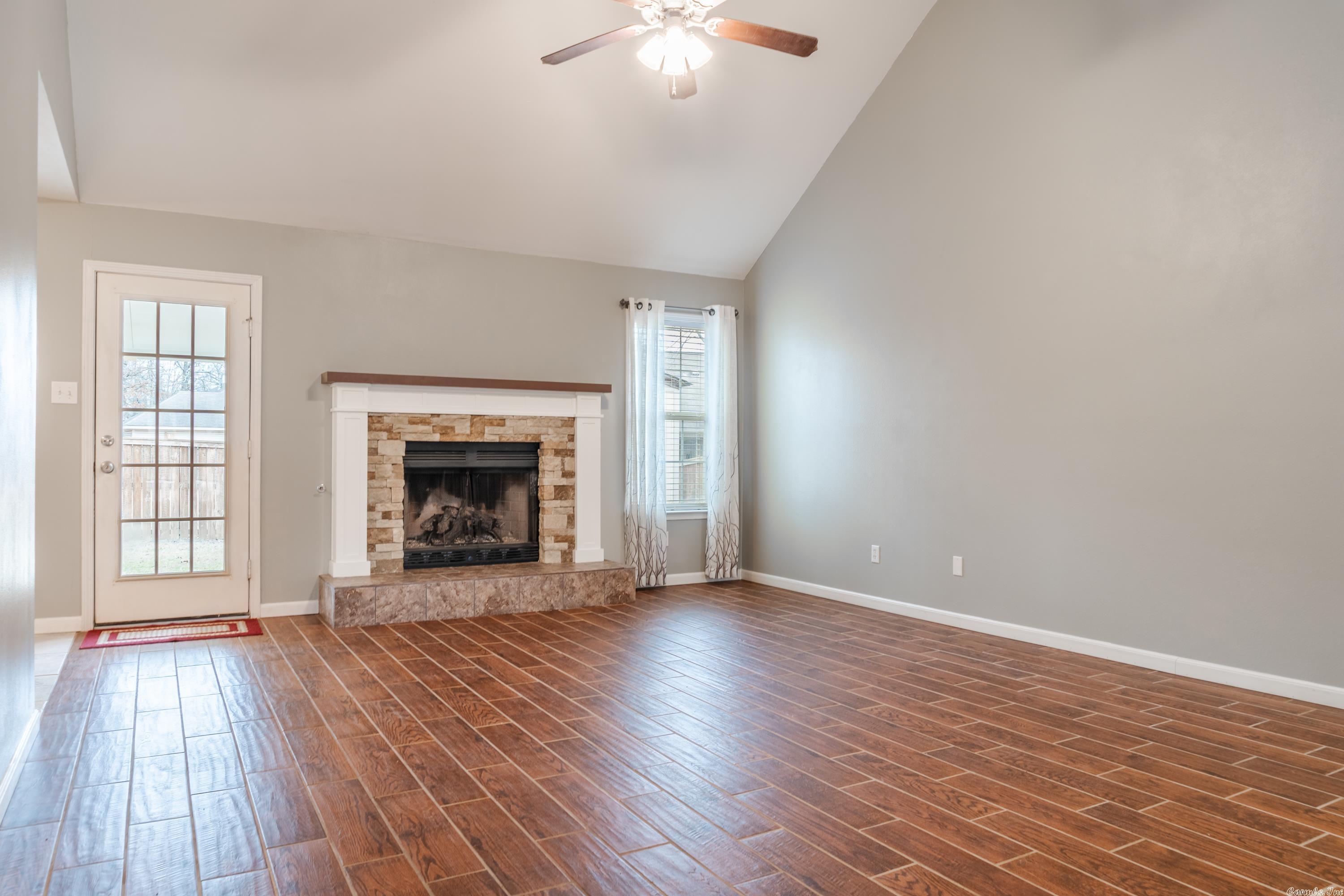 AUSTIN LAKES ADDN - Residential