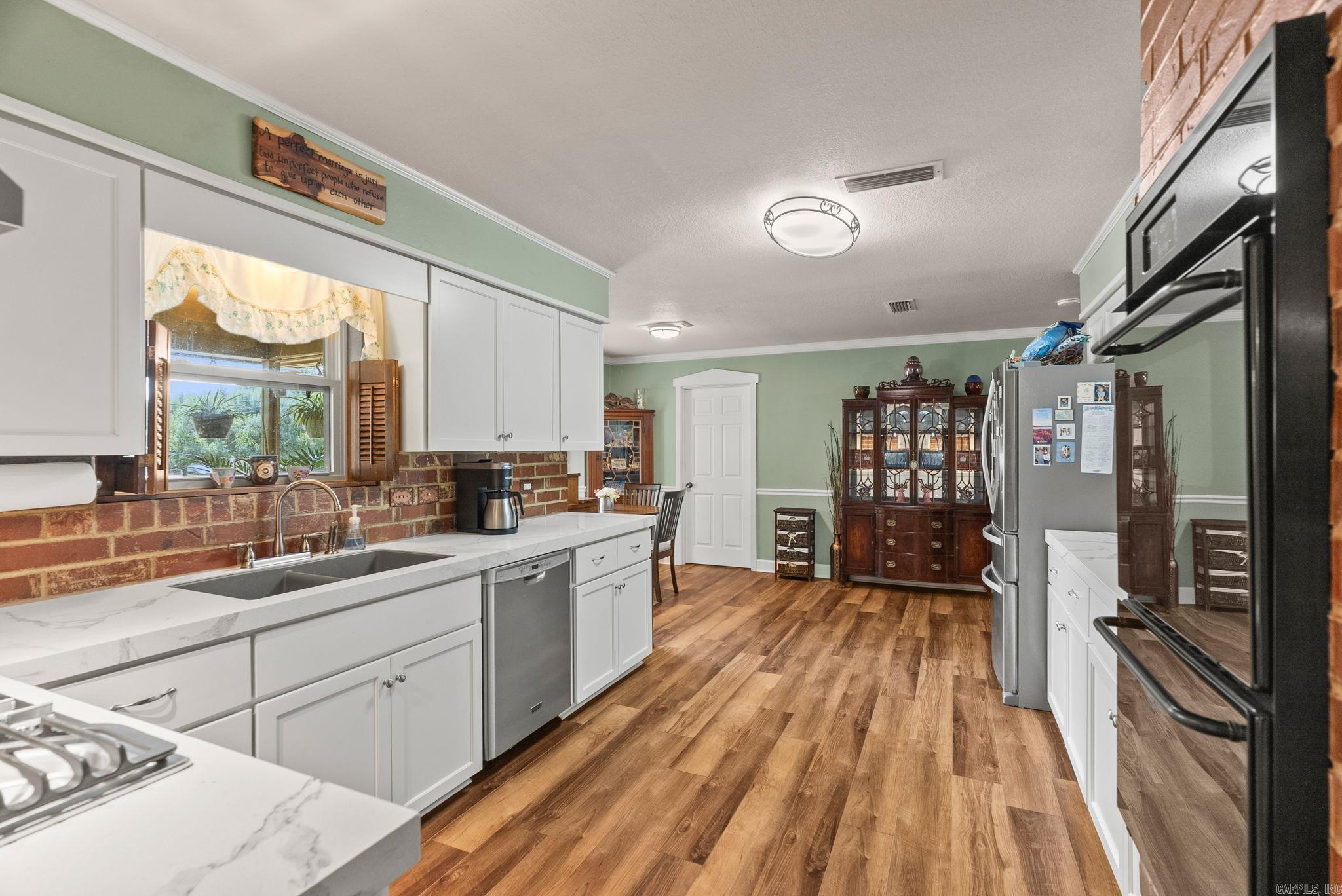 Cedar Oaks - Residential