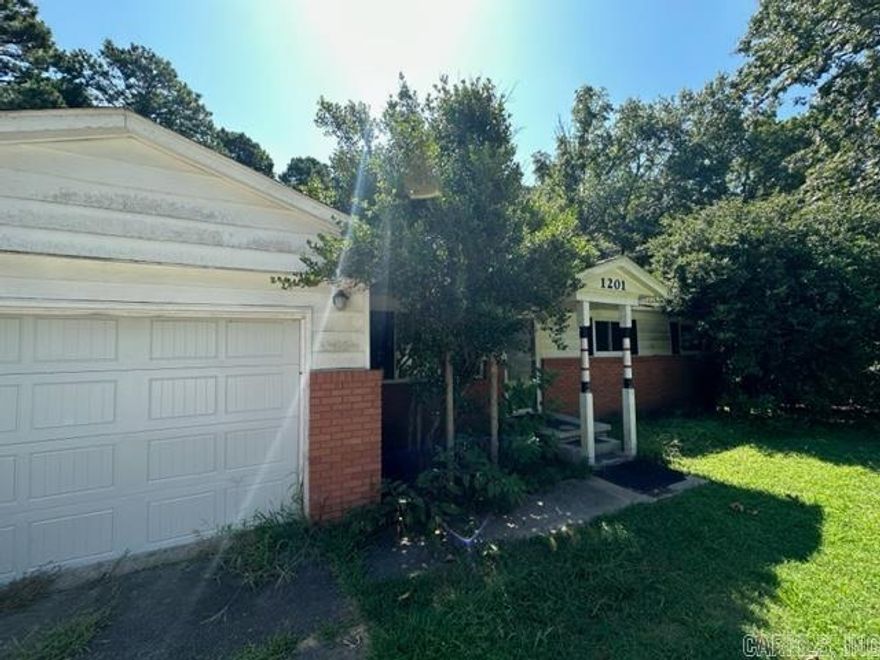 Well maintained home in a quiet setting. 3 beds, 1-1/2 bath, covered back porch, and a rock fireplace make this home feel so comfy!