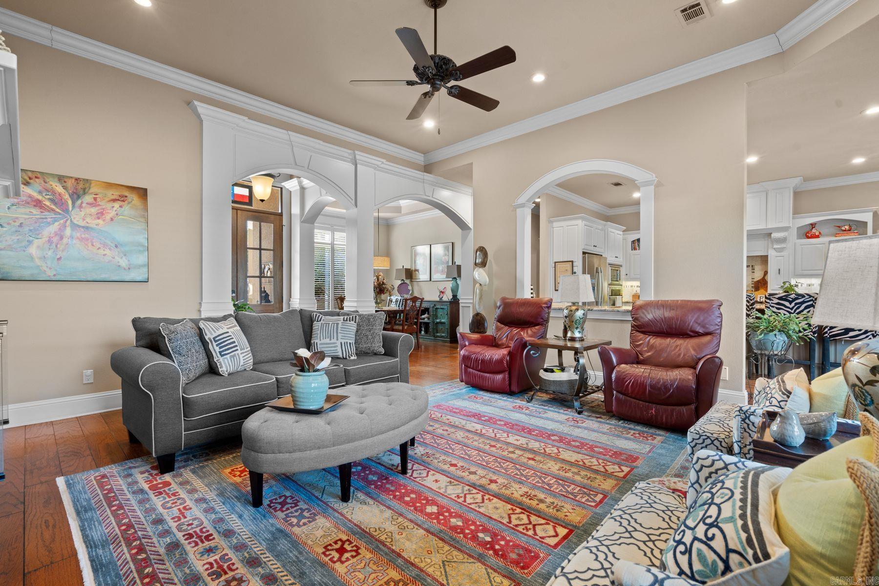 BELLA PLACE - Residential