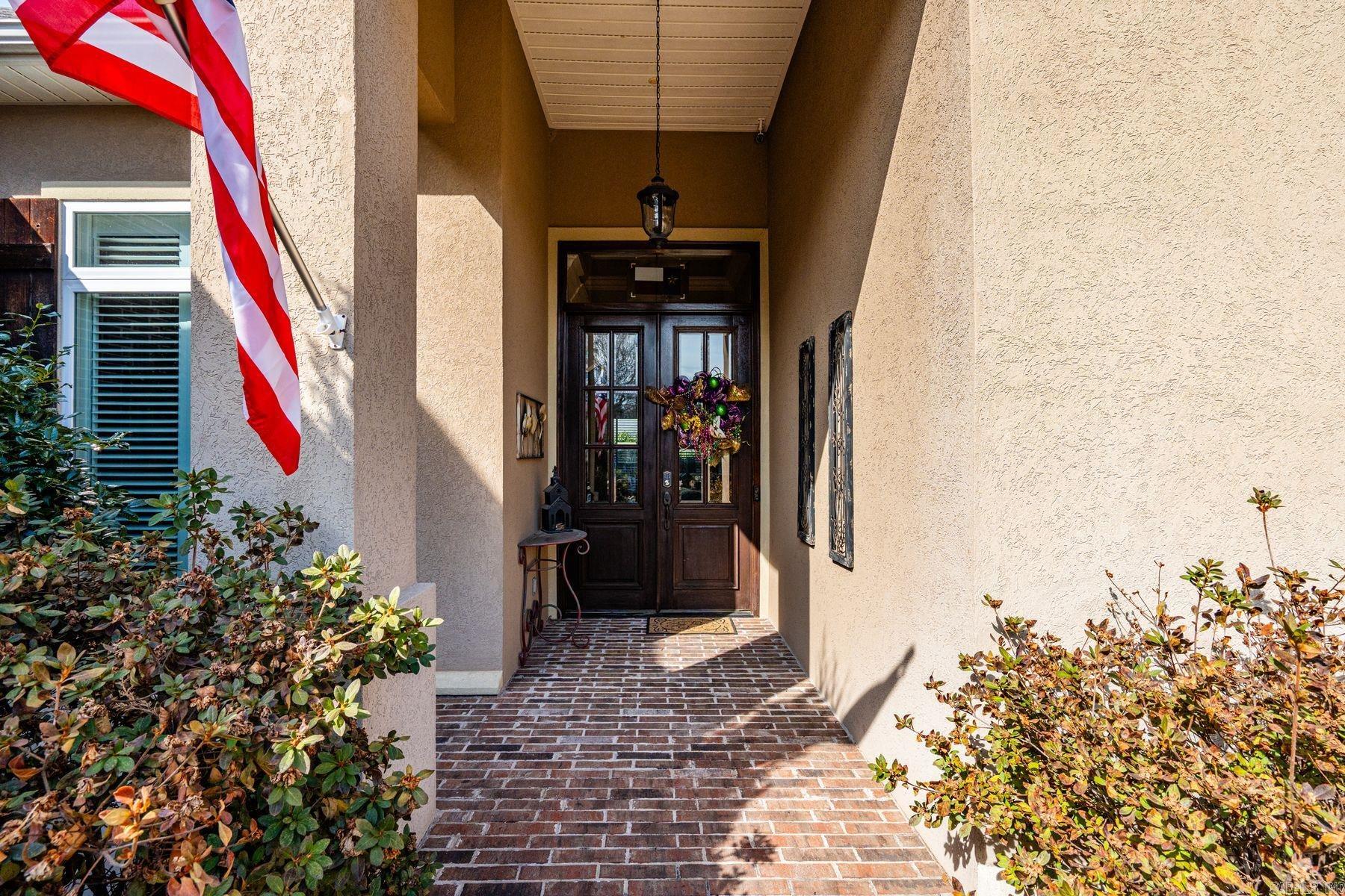 BELLA PLACE - Residential