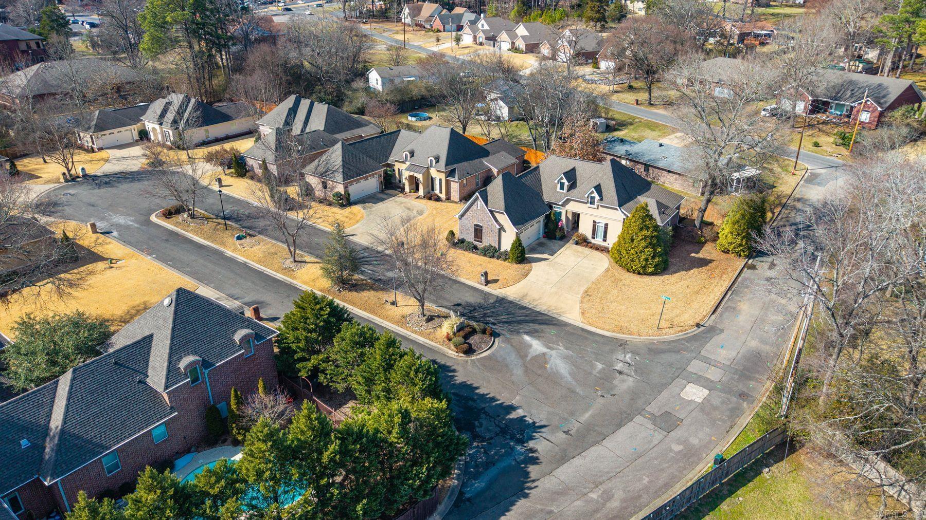 BELLA PLACE - Residential