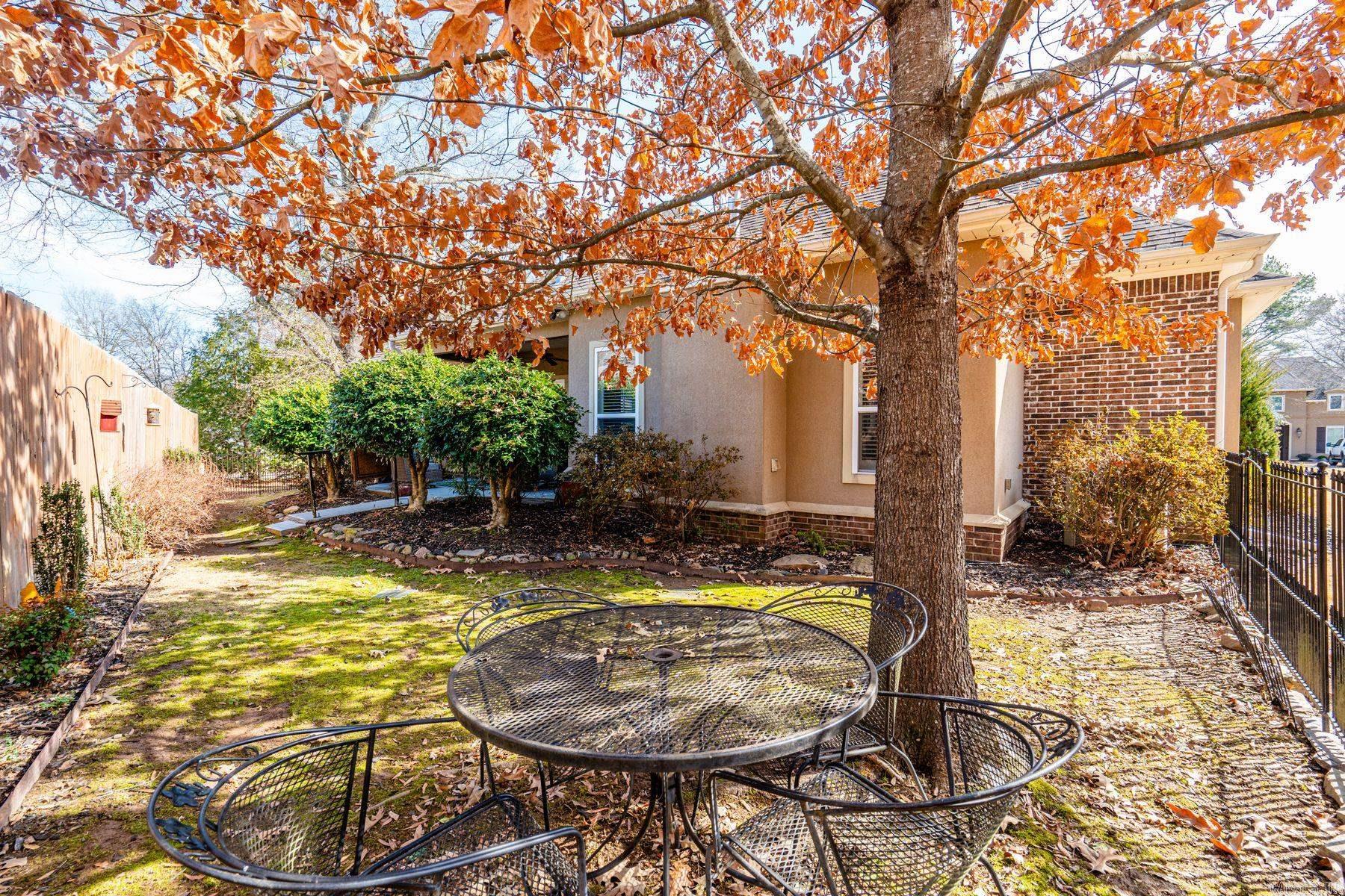 BELLA PLACE - Residential