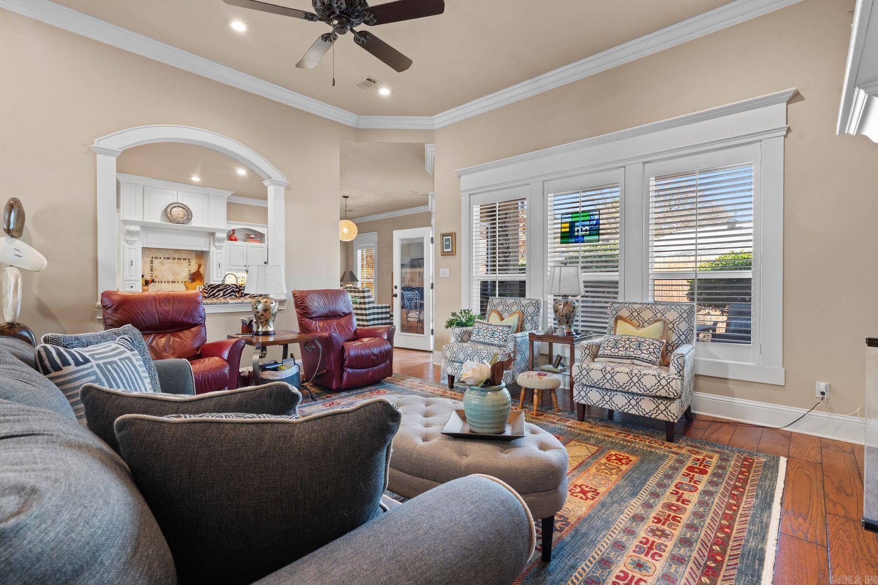 BELLA PLACE - Residential