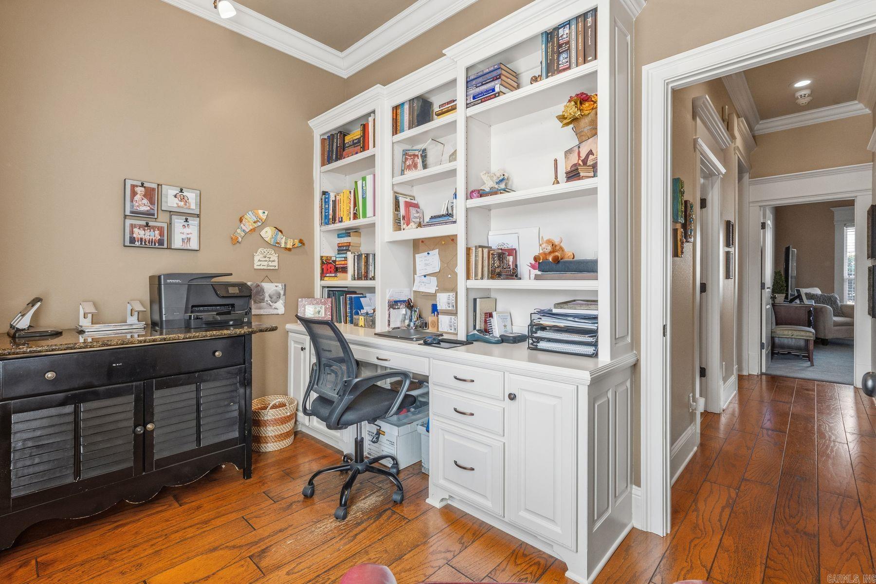 BELLA PLACE - Residential