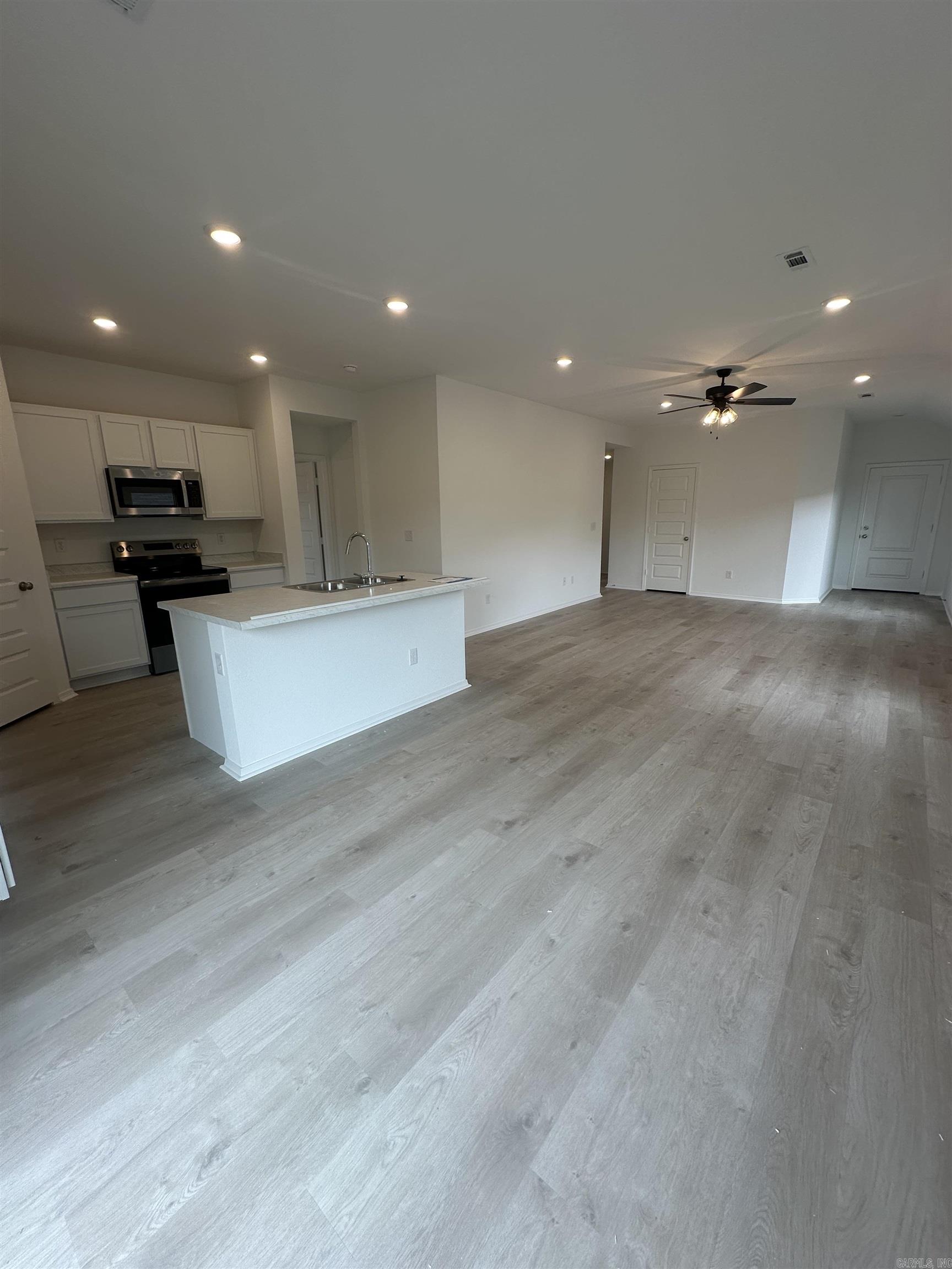 THE MEADOWS - Residential