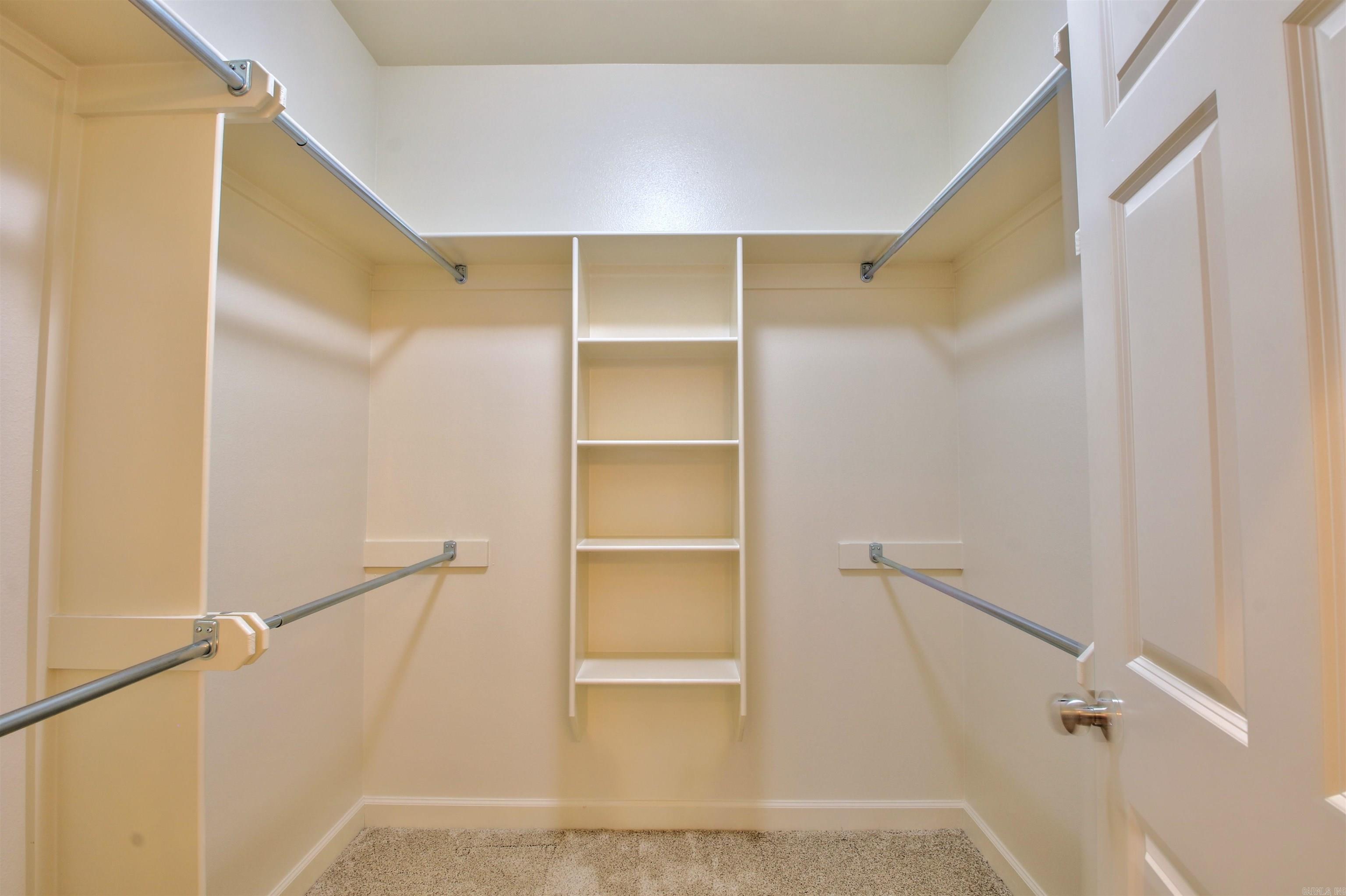 VALLEY VIEW - Residential