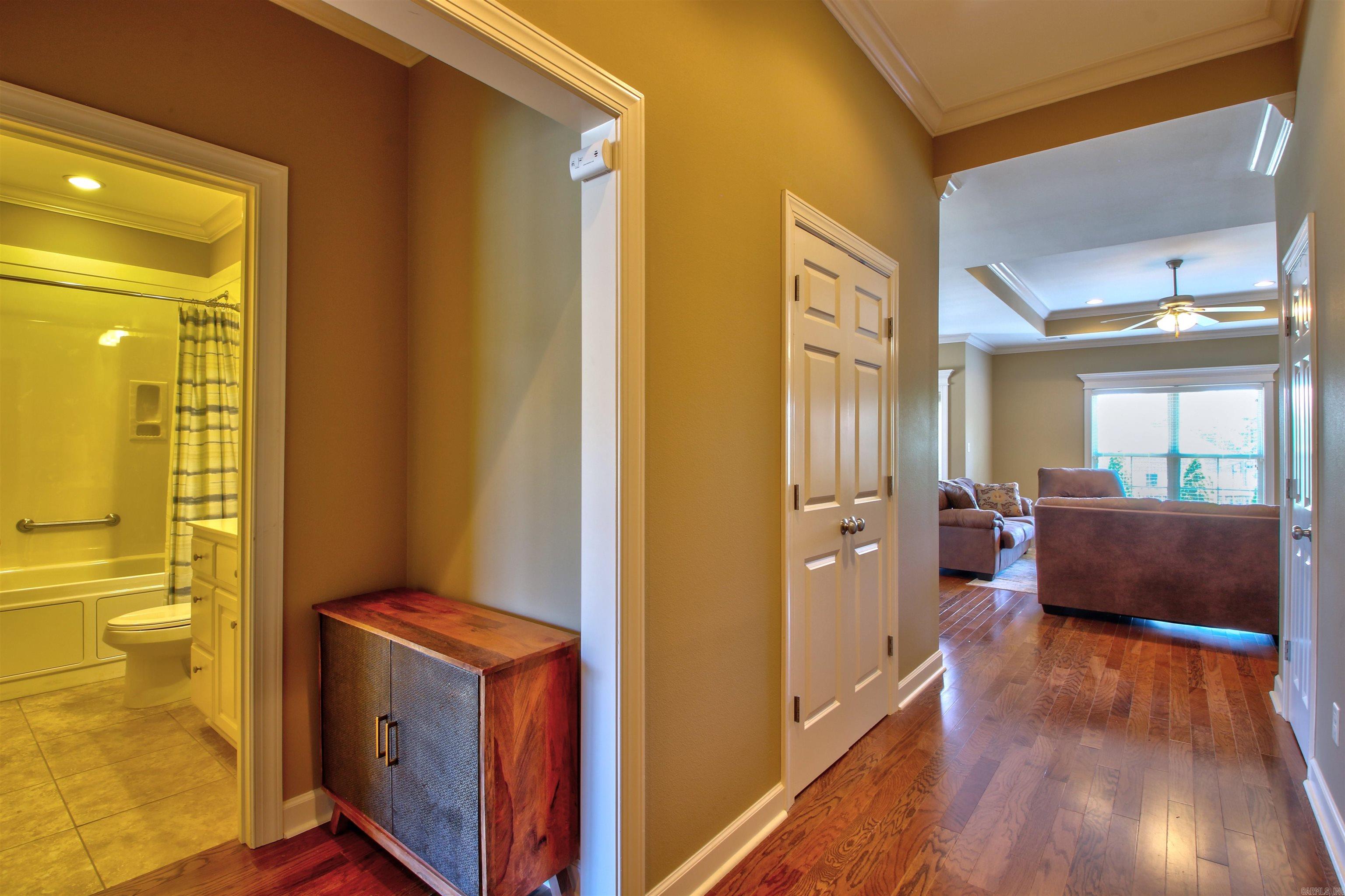 VALLEY VIEW - Residential