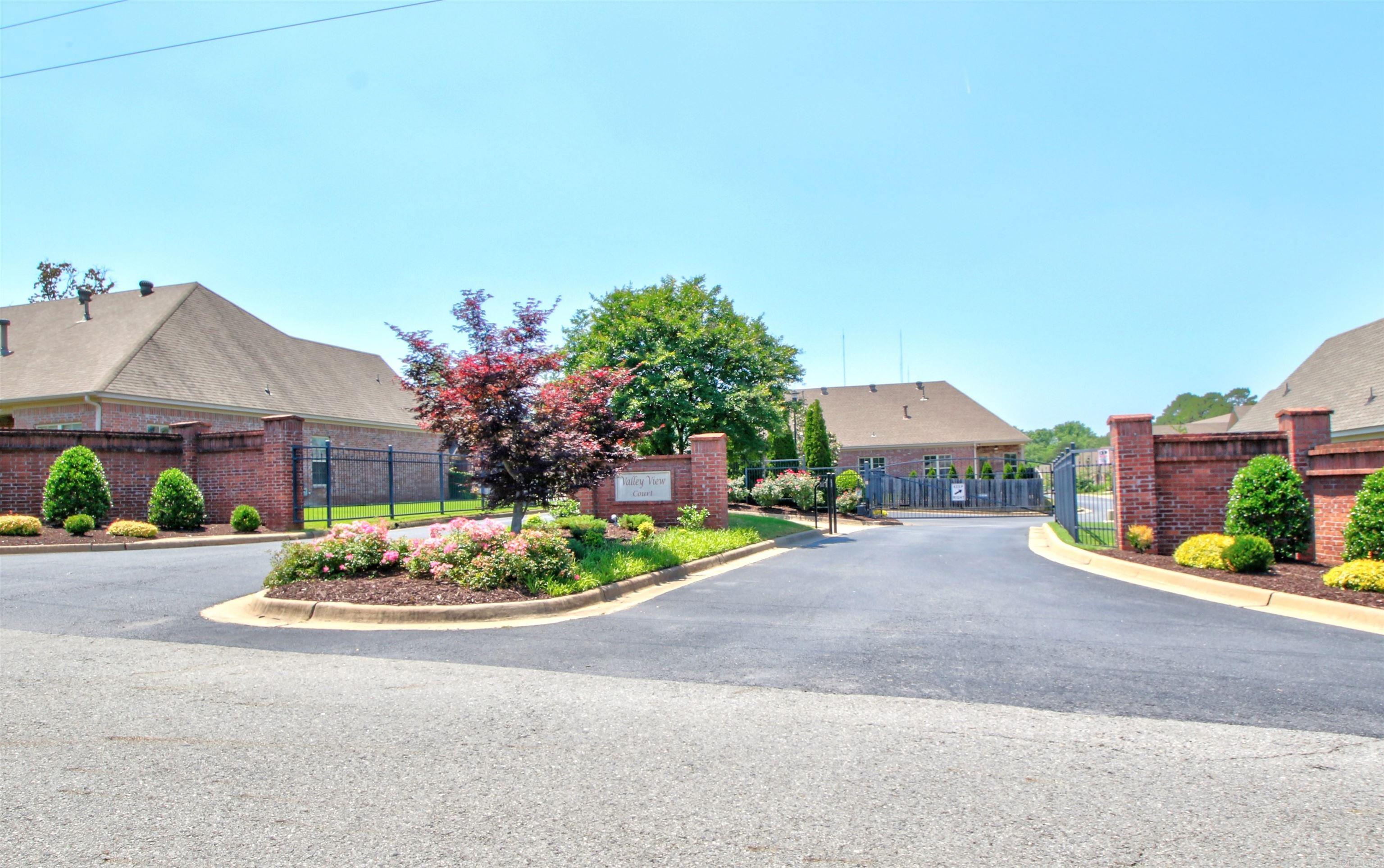 VALLEY VIEW - Residential