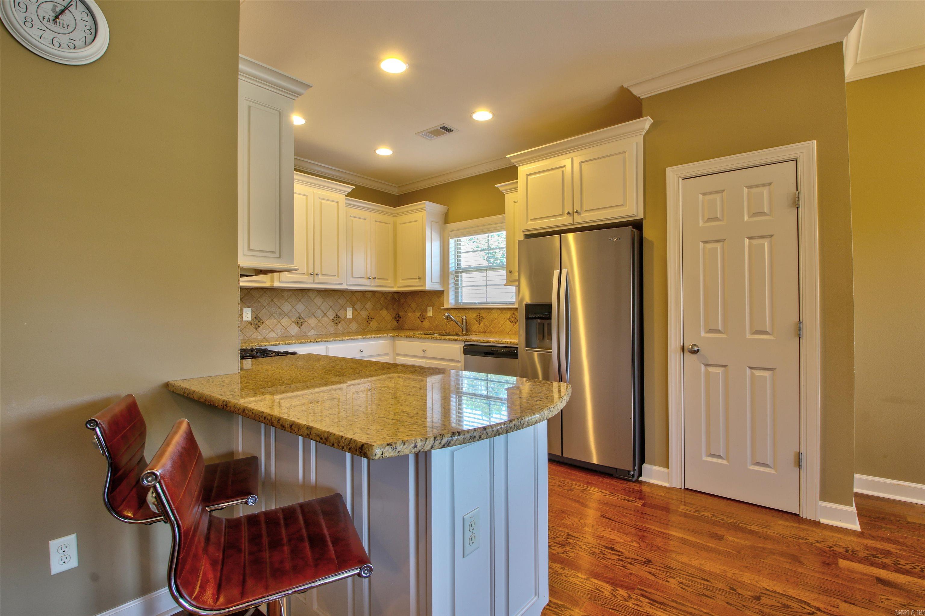 VALLEY VIEW - Residential