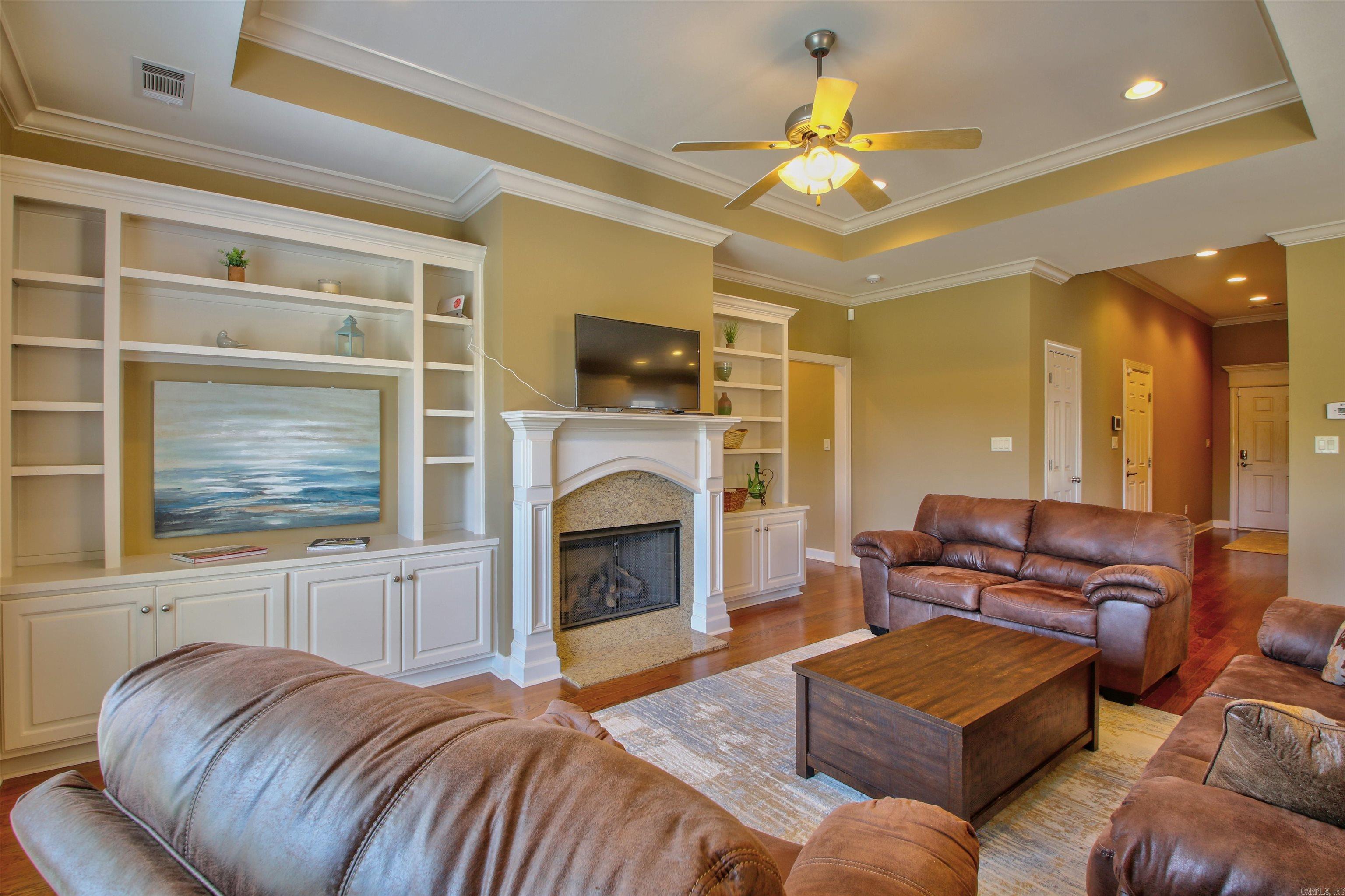 VALLEY VIEW - Residential