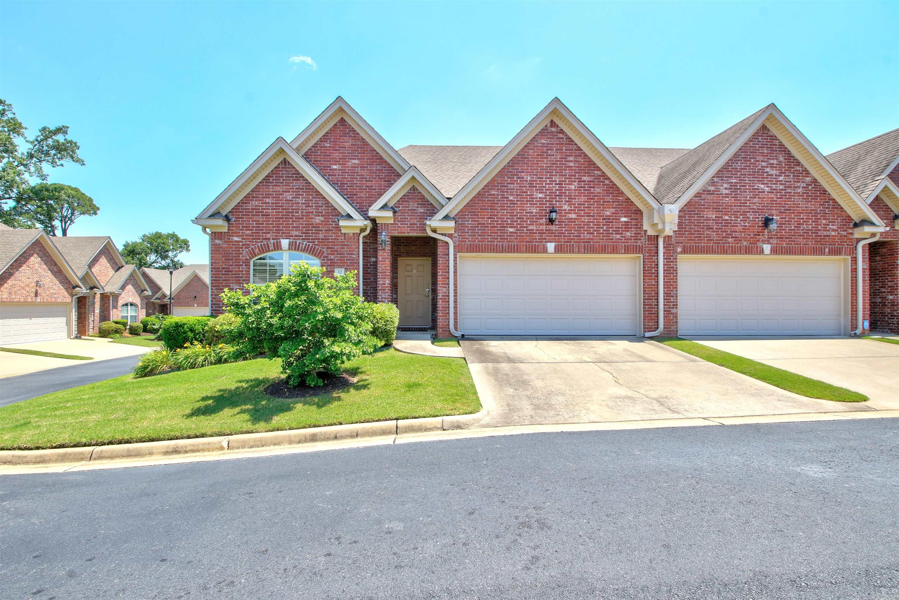 VALLEY VIEW - Residential