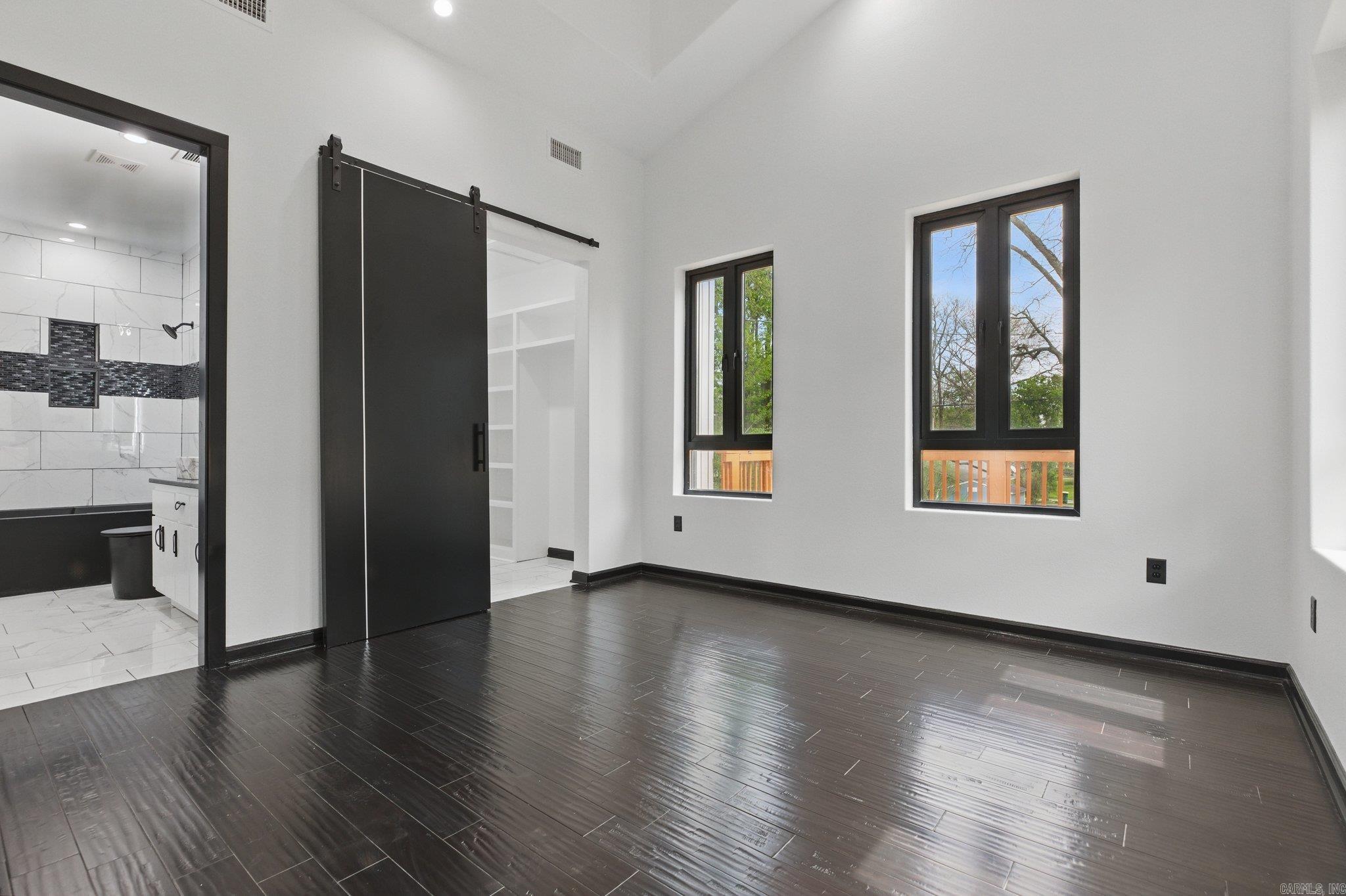 South Main Street - Residential