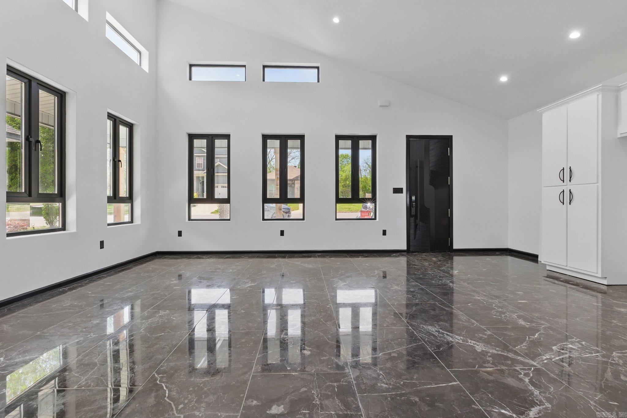 South Main Street - Residential