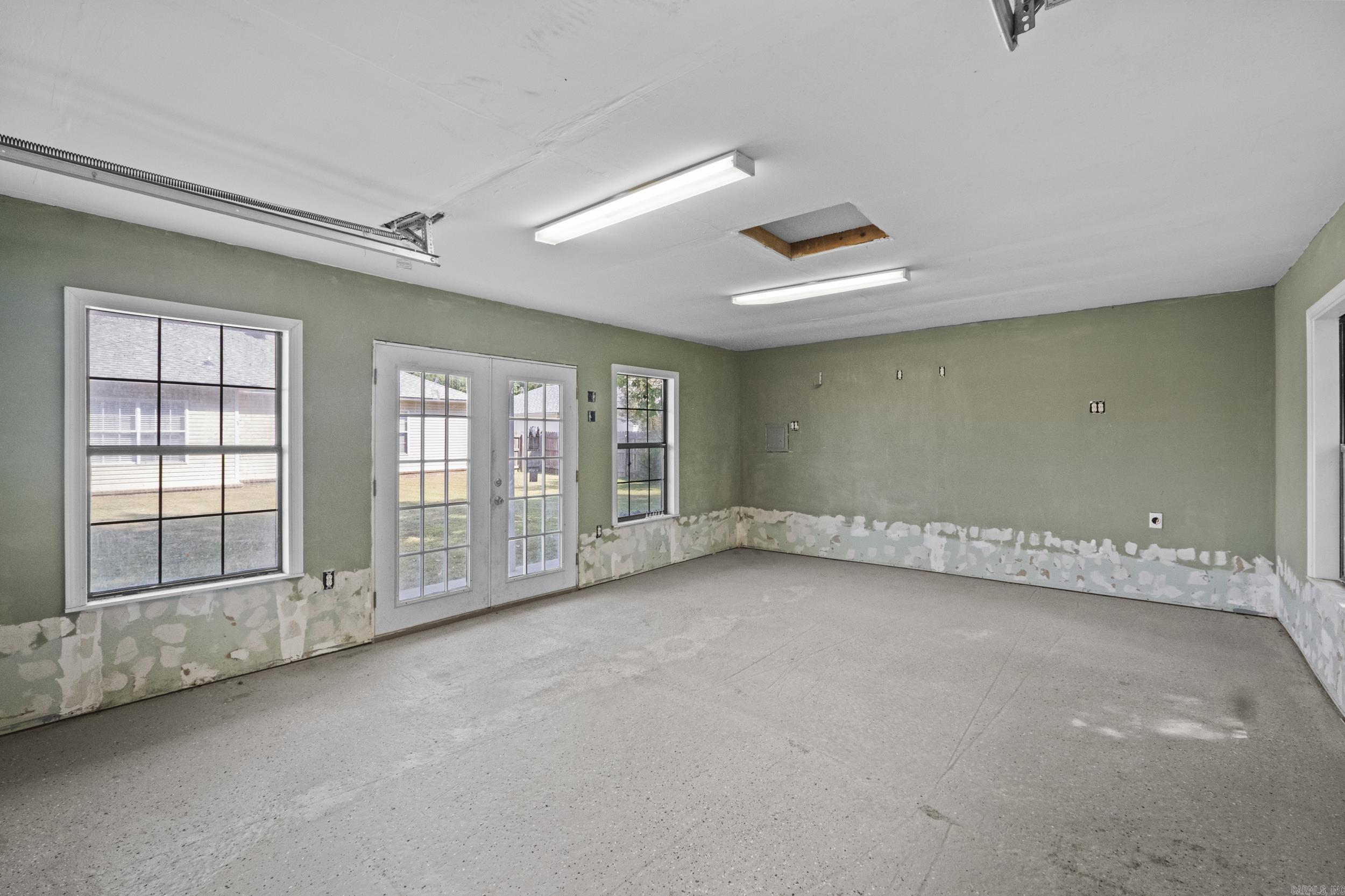 WEATHERWOOD - Residential