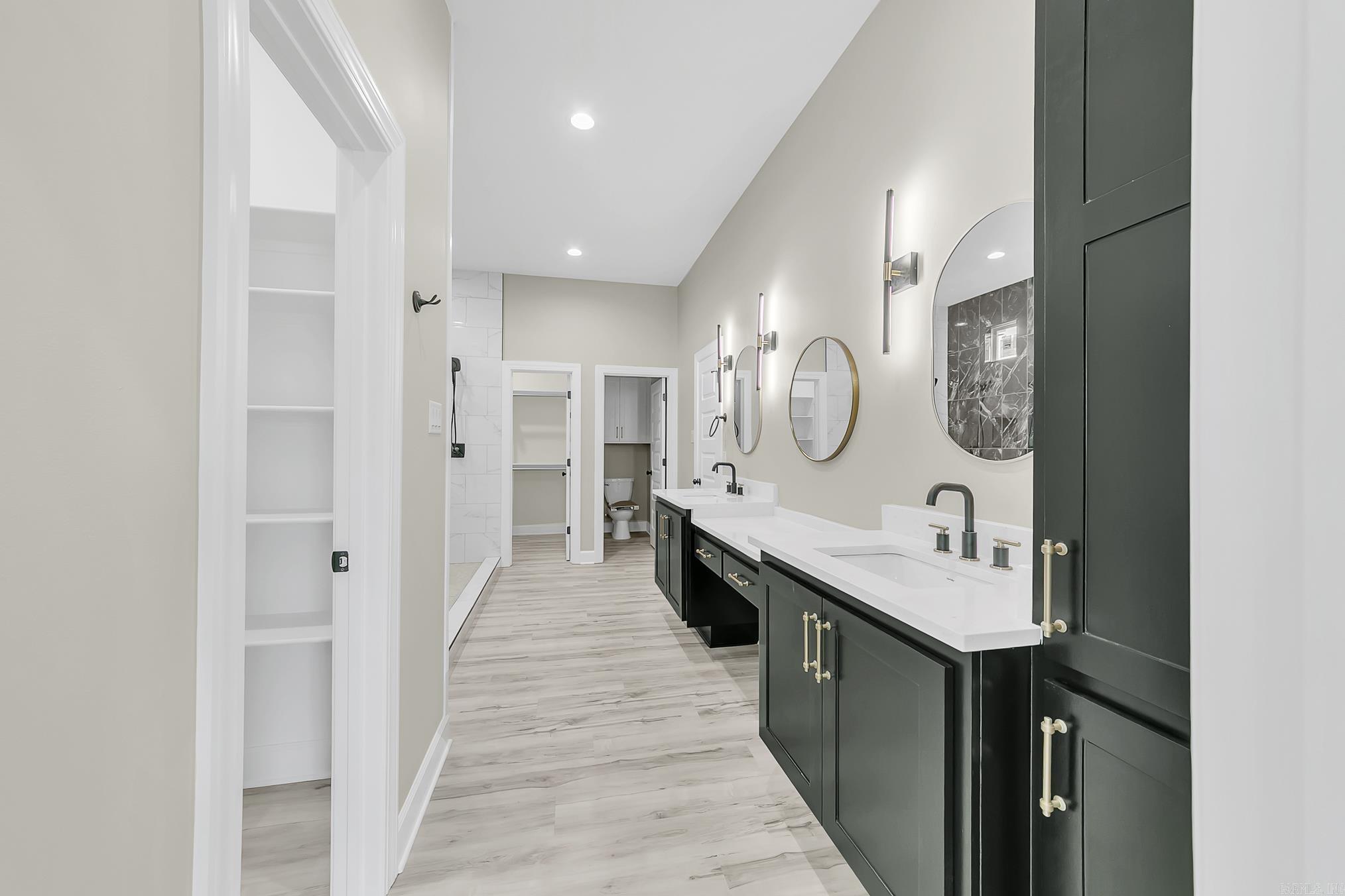 GREYSTONE - Residential