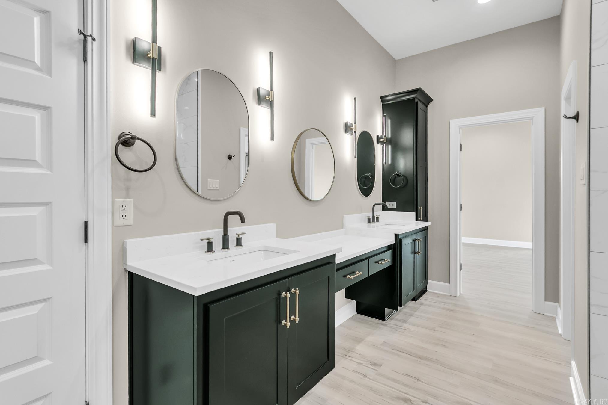 GREYSTONE - Residential