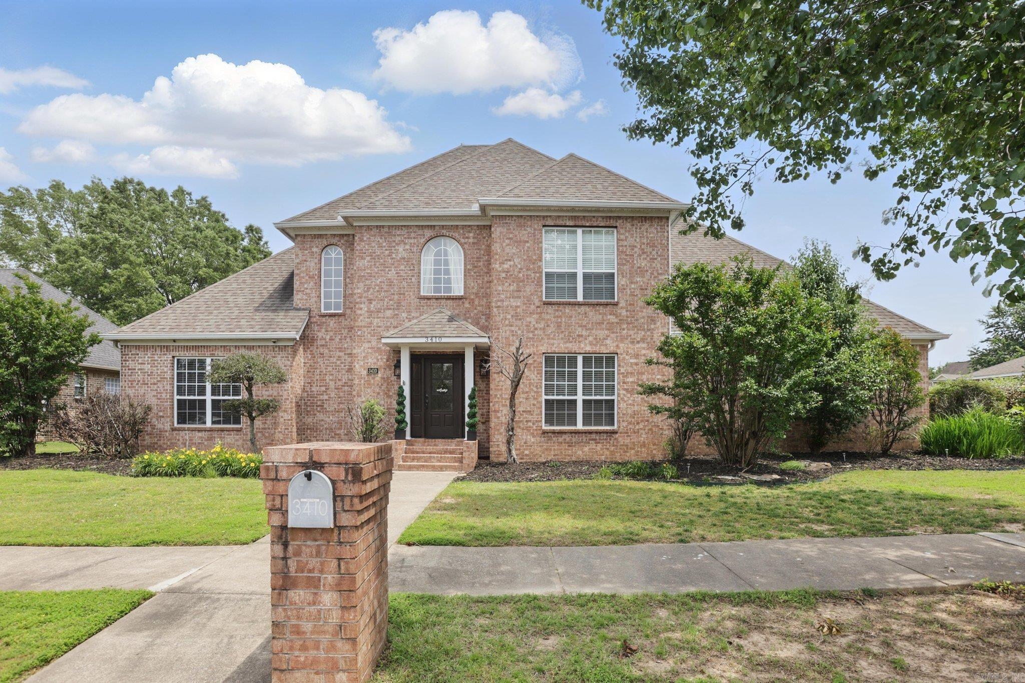 WESTPOINTE - Residential