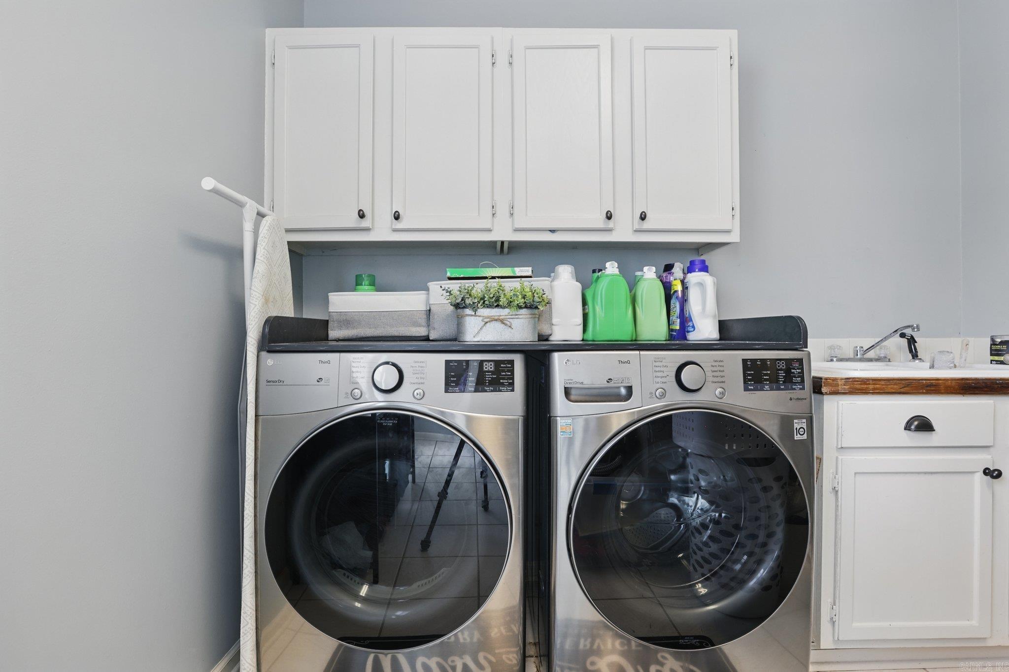 WESTPOINTE - Residential