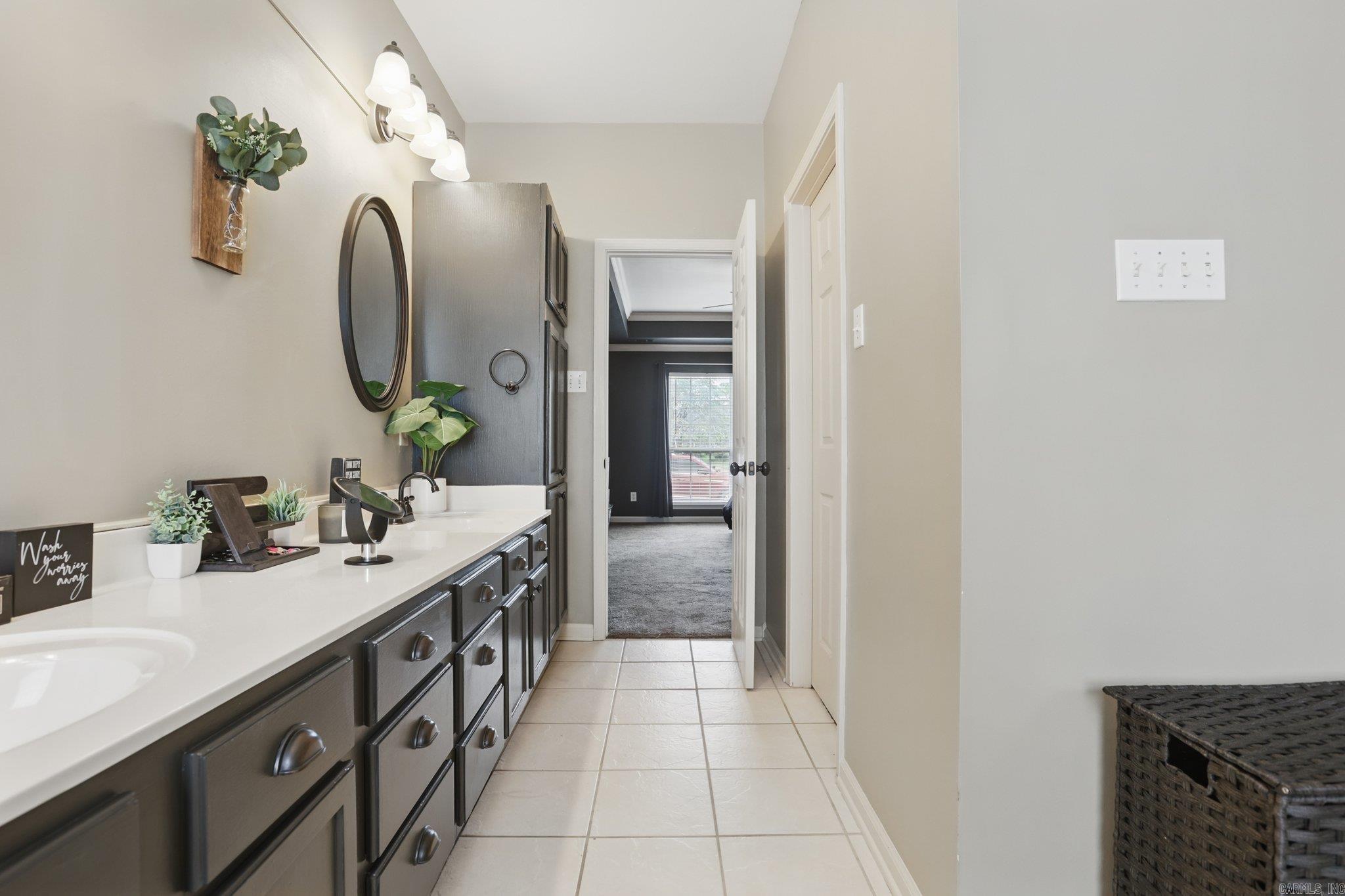 WESTPOINTE - Residential