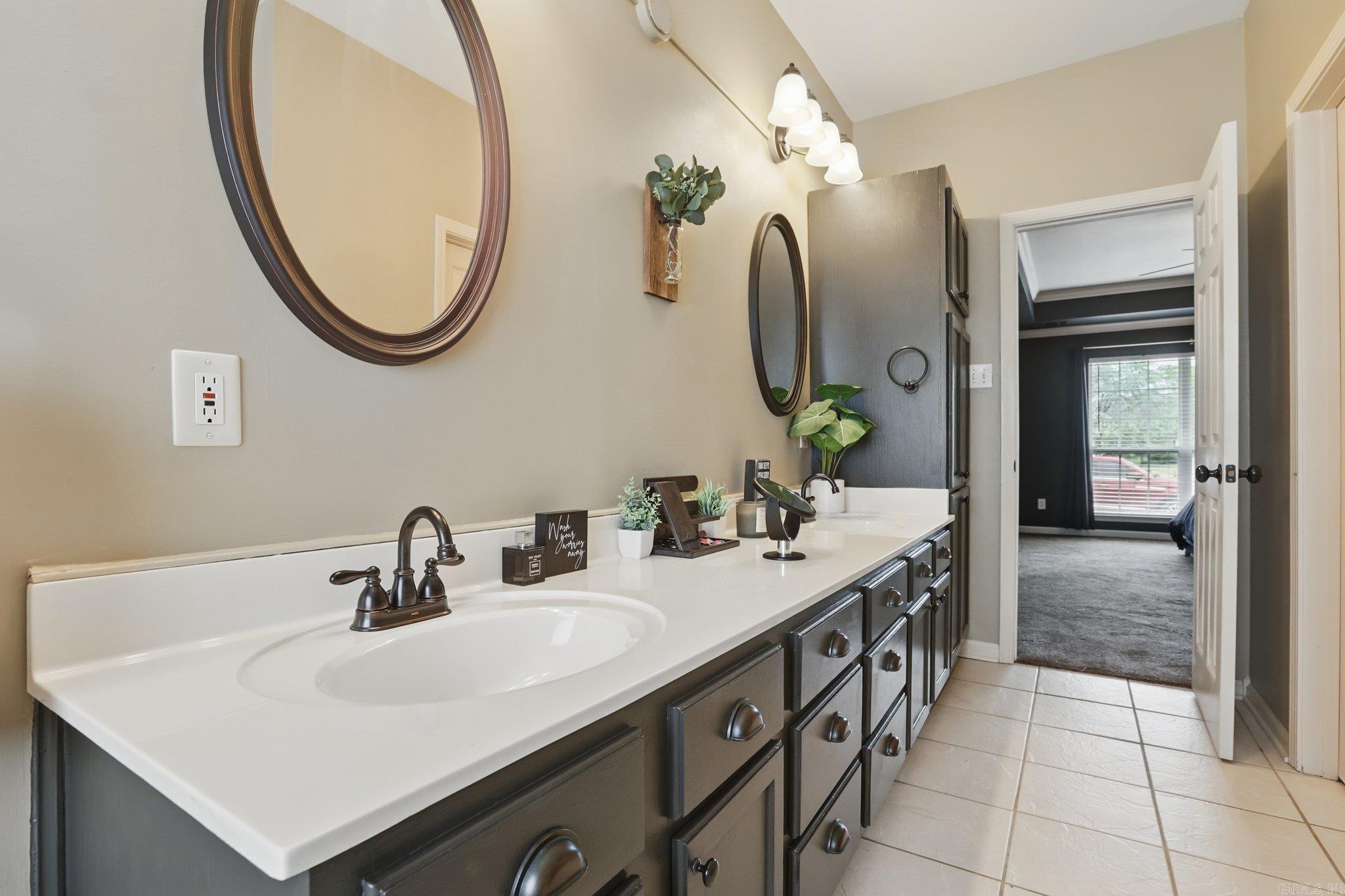 WESTPOINTE - Residential