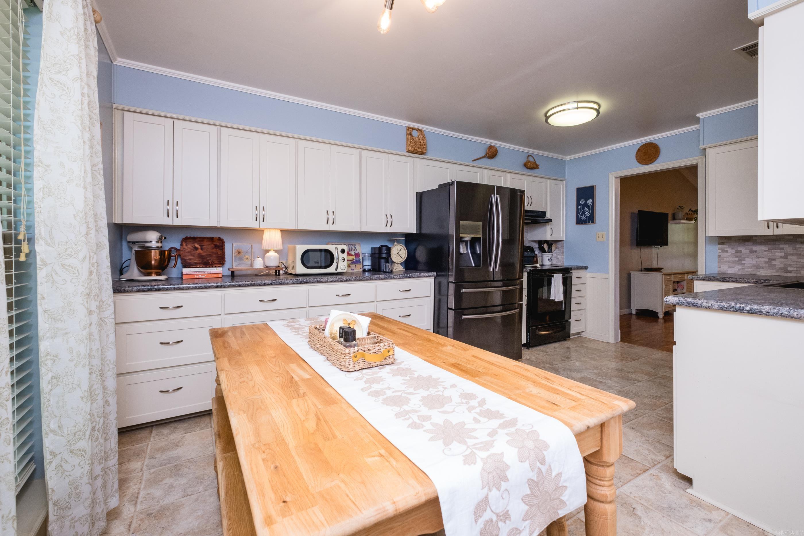 GREEN HILLS - Residential