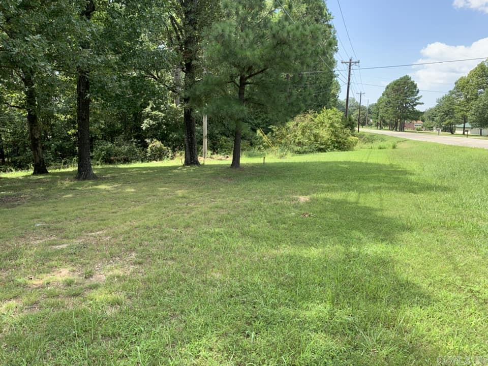 COUNTRY ESTATES SUBD - Residential