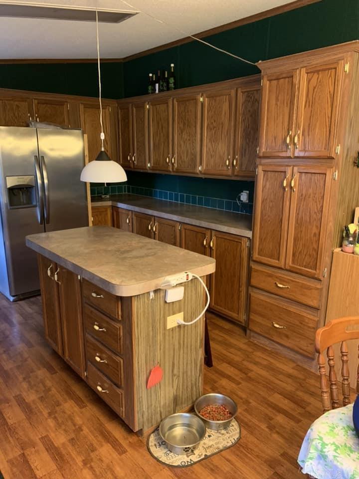 COUNTRY ESTATES SUBD - Residential