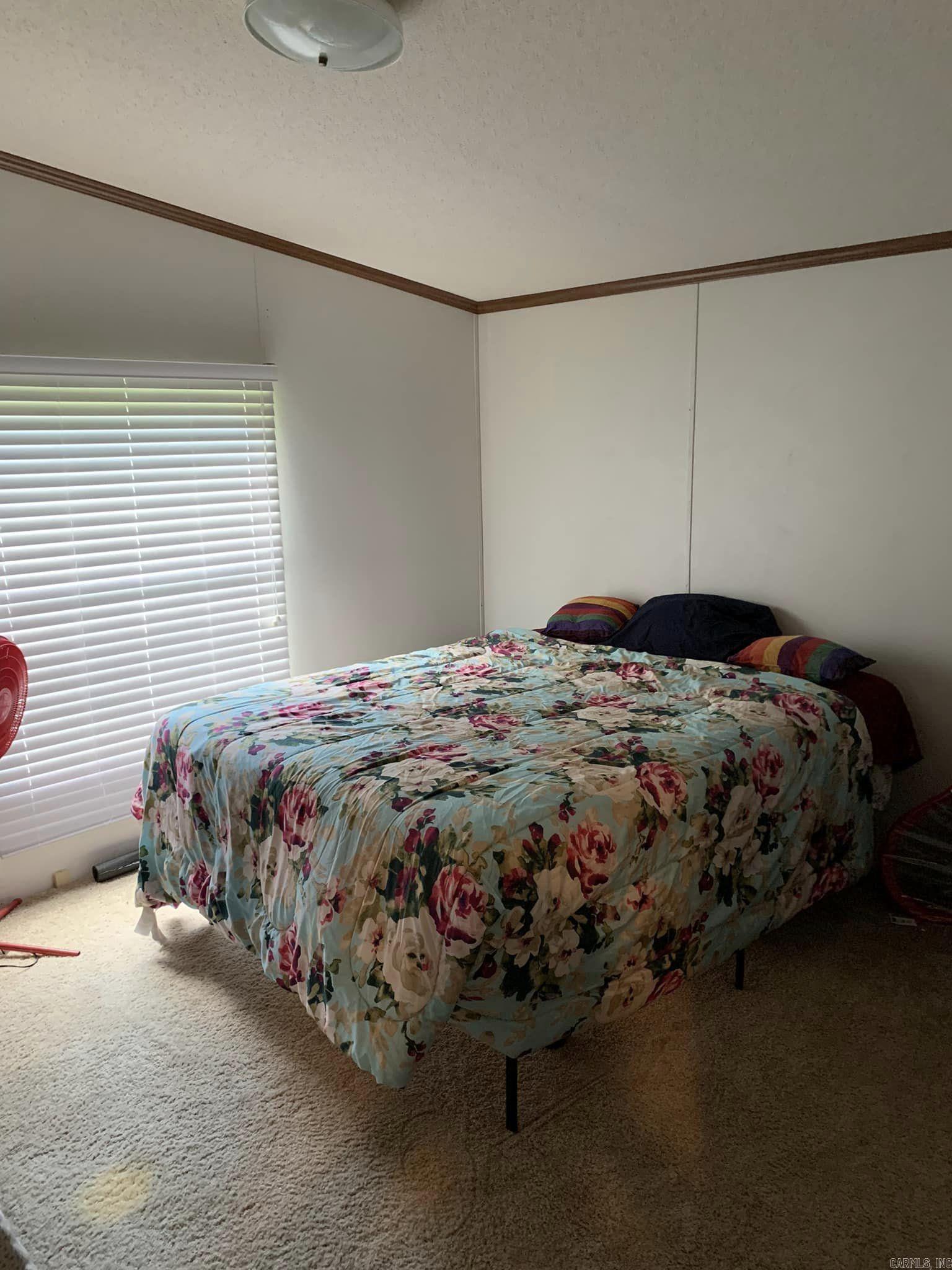 COUNTRY ESTATES SUBD - Residential