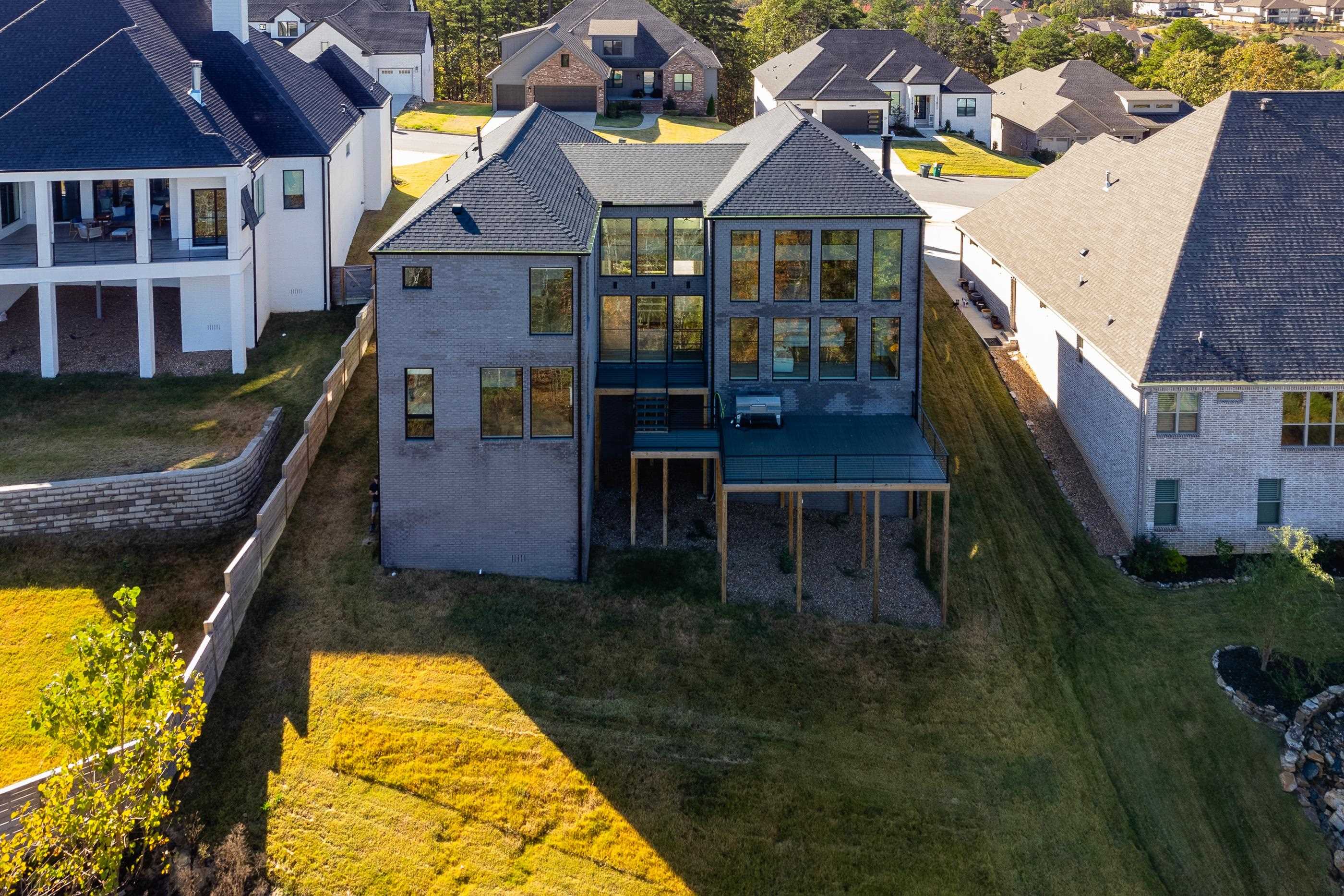 CHENAL VALLEY "FALSTONE COURT" - Residential