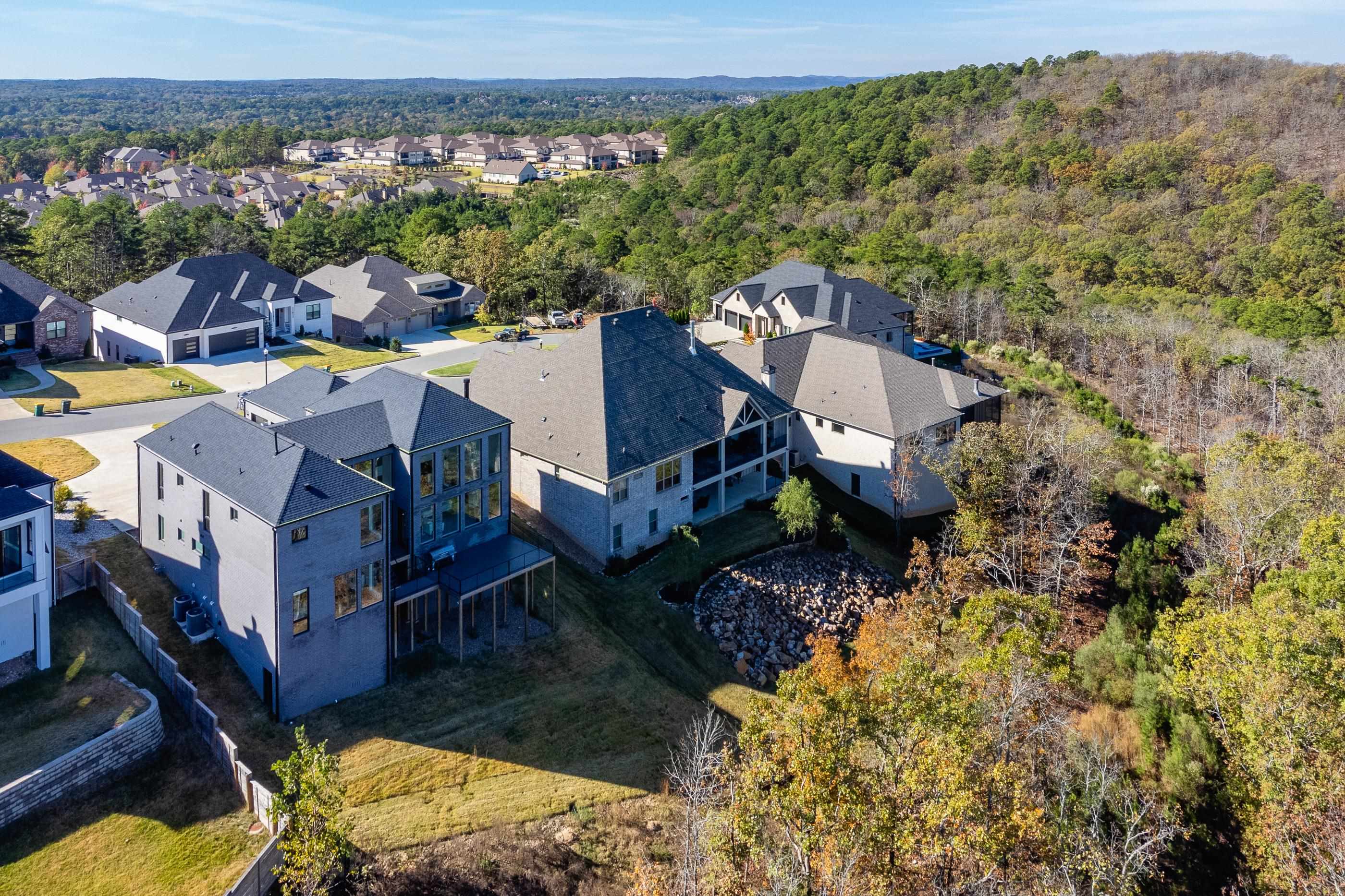 CHENAL VALLEY "FALSTONE COURT" - Residential