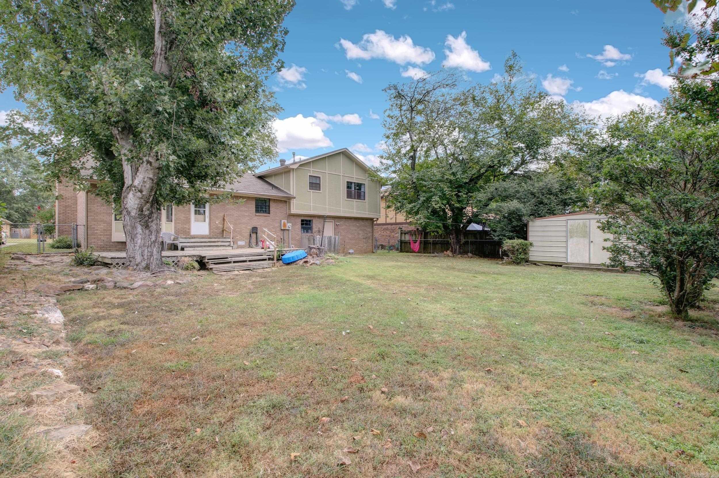 STONEWALL - Residential