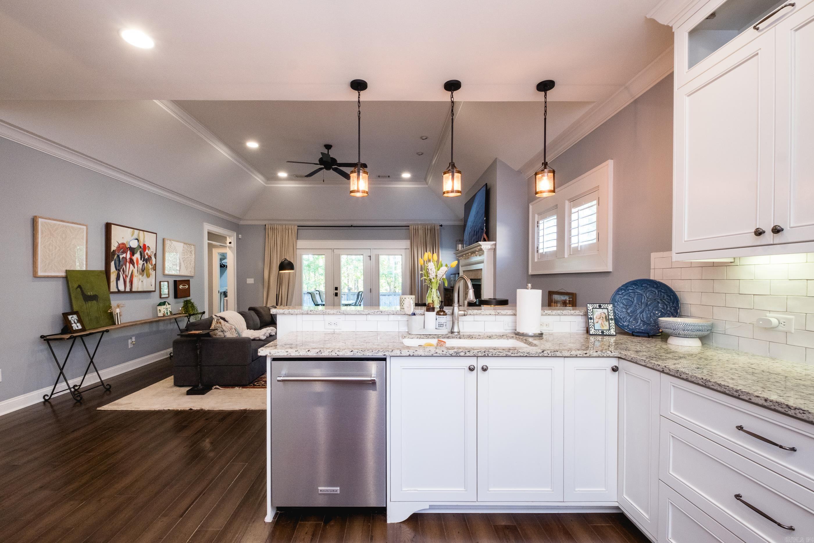 WILDWOOD PLACE - Residential