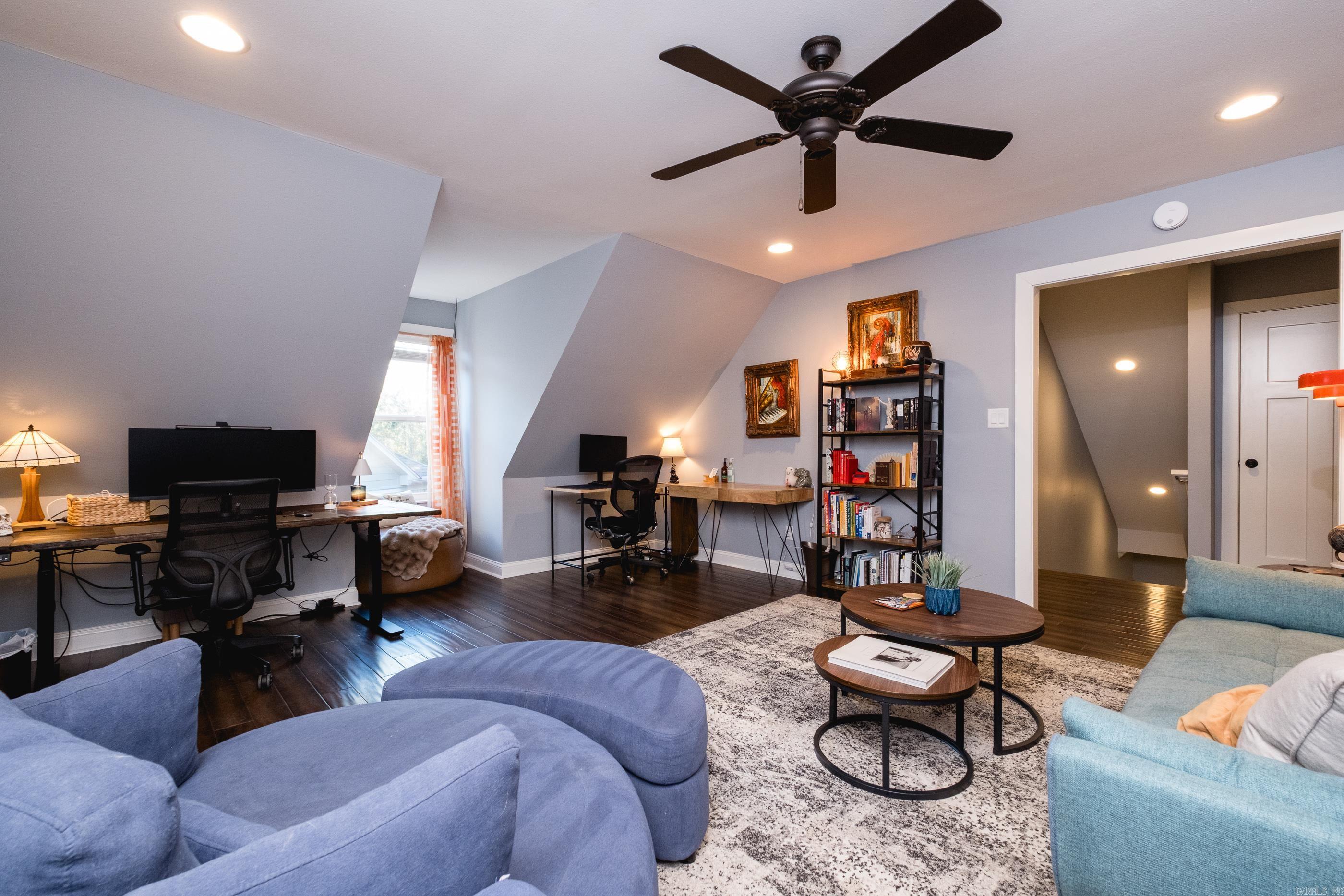 WILDWOOD PLACE - Residential