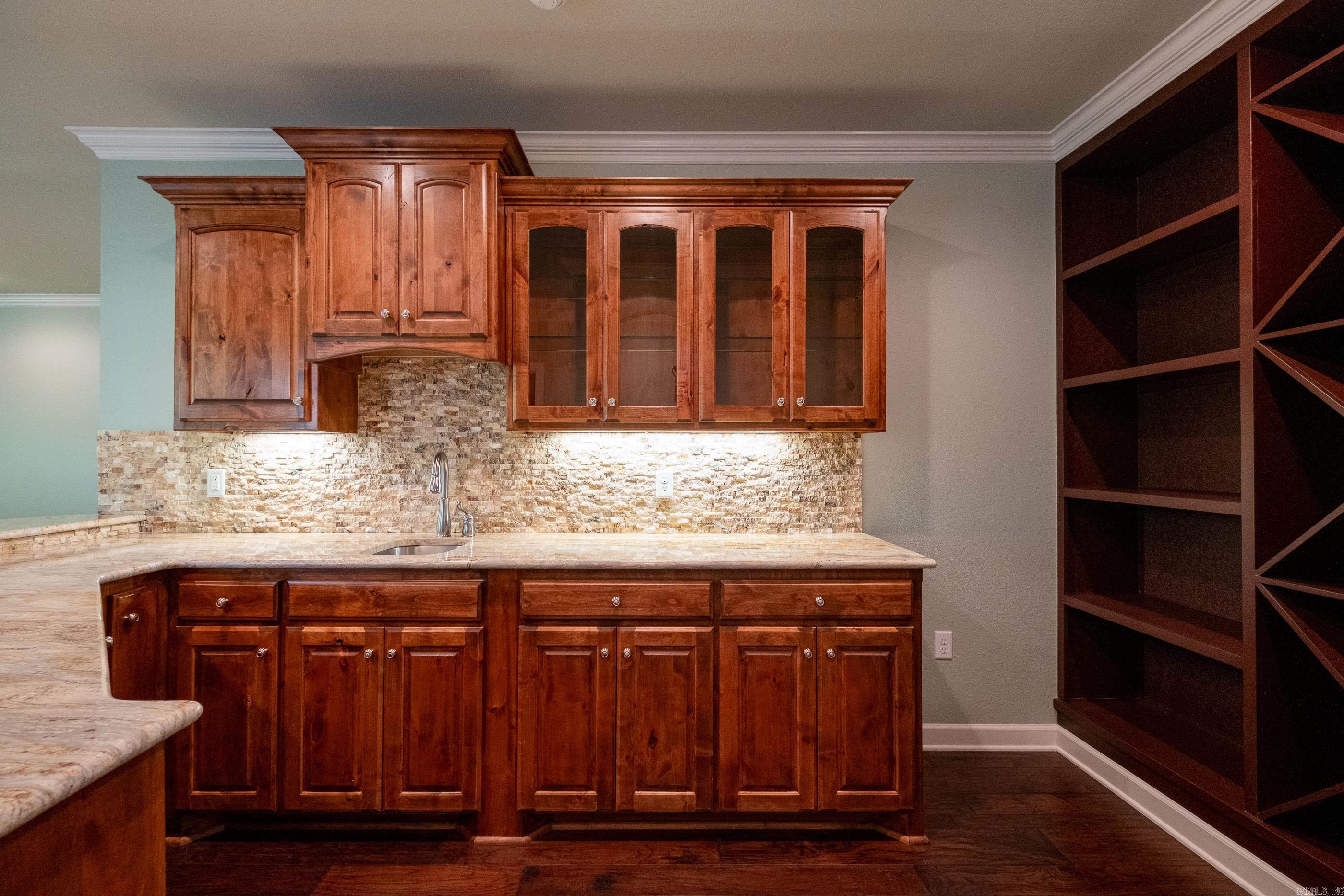 WOODLANDS EDGE - Residential