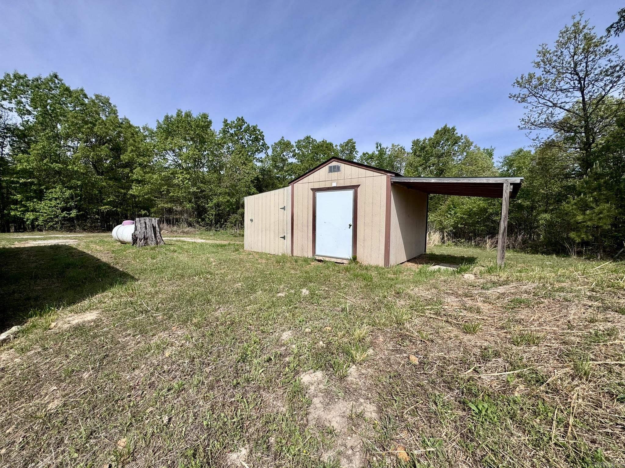 Pine Tree 2nd - Residential