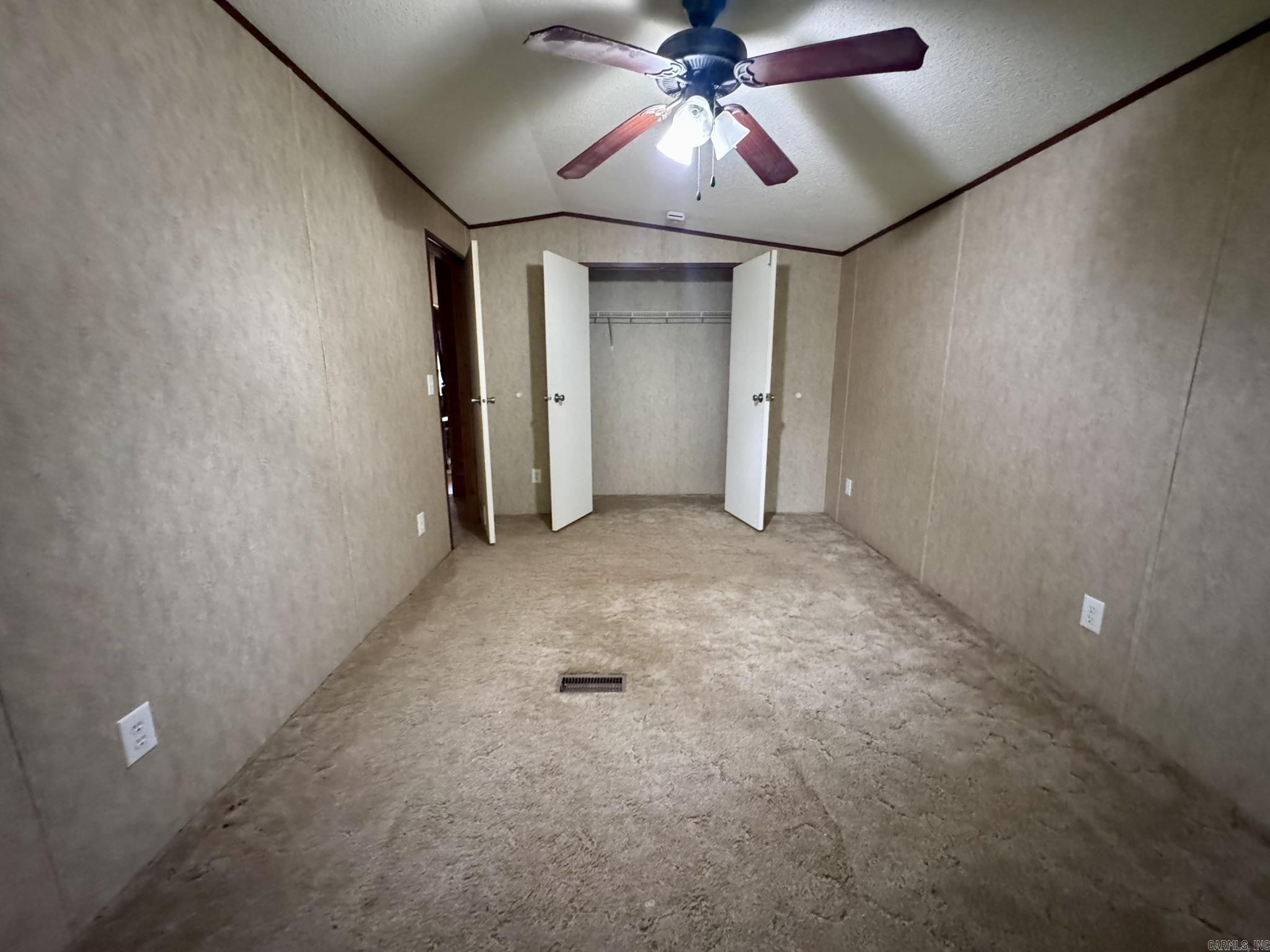 Pine Tree 2nd - Residential