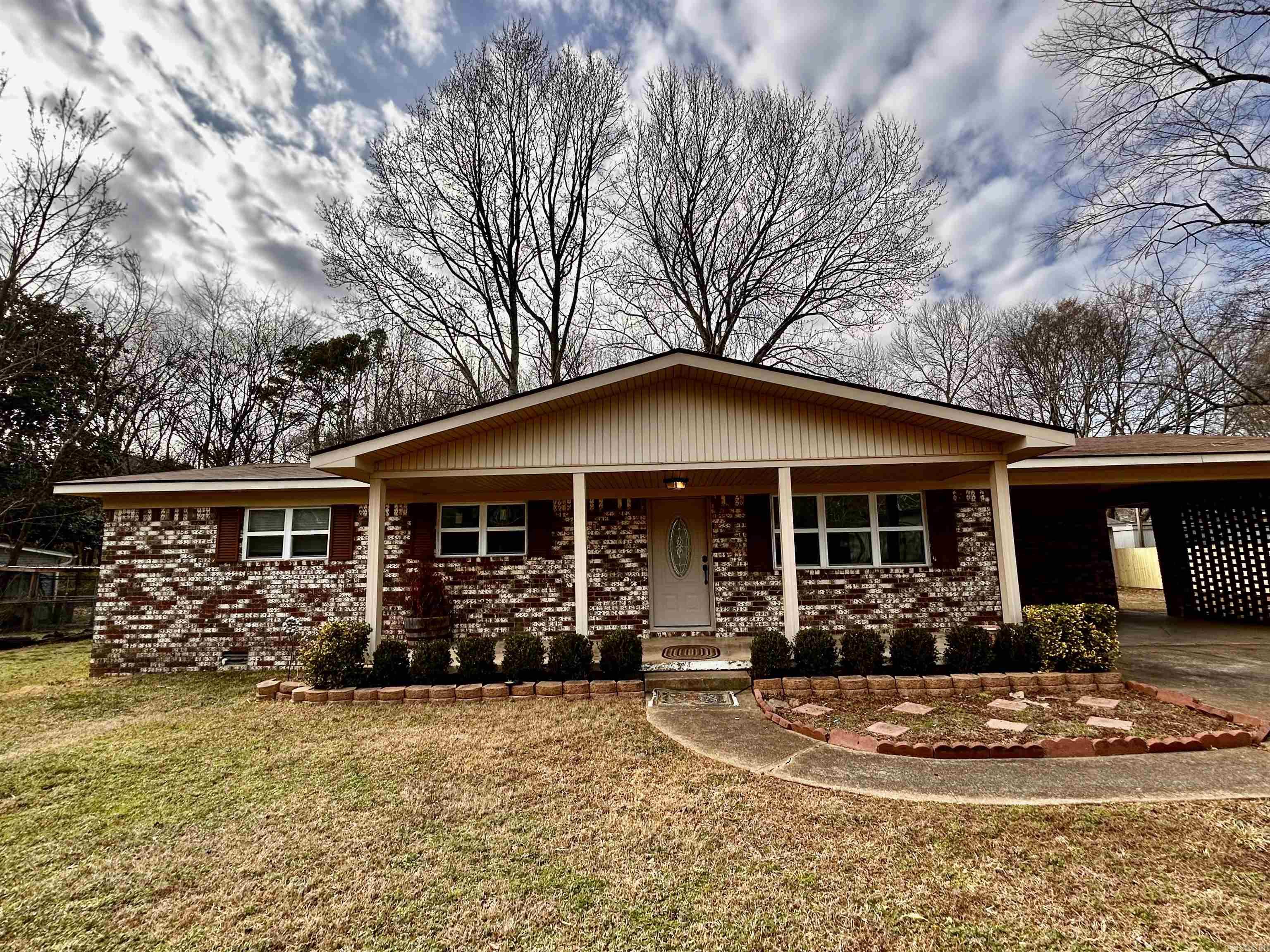 Hamilton Crest - Residential