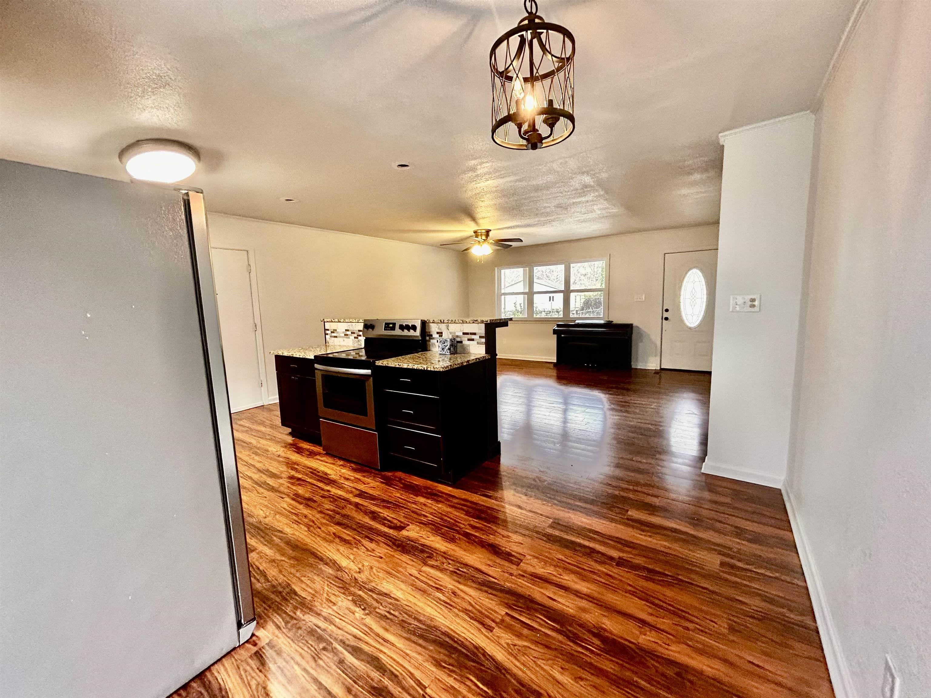 Hamilton Crest - Residential