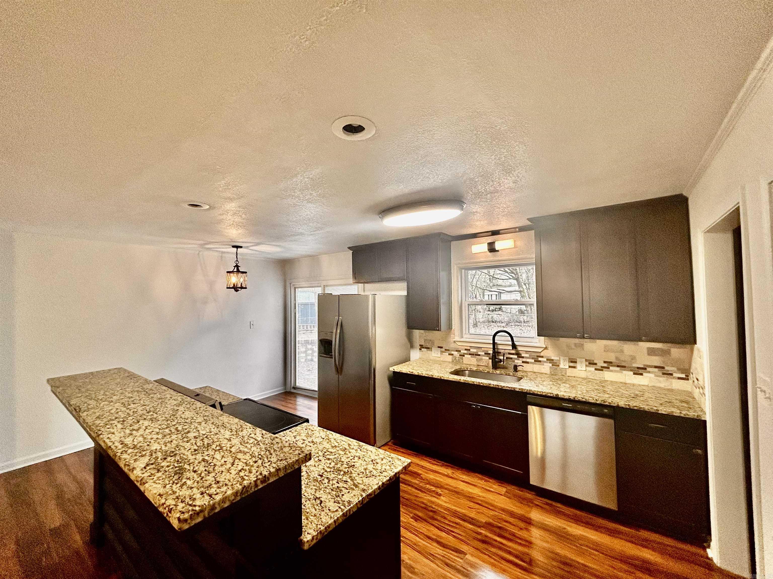 Hamilton Crest - Residential